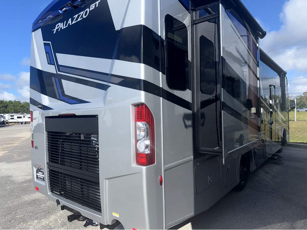 2026 THOR MOTOR COACH PALAZZO 33.5 - Image 4