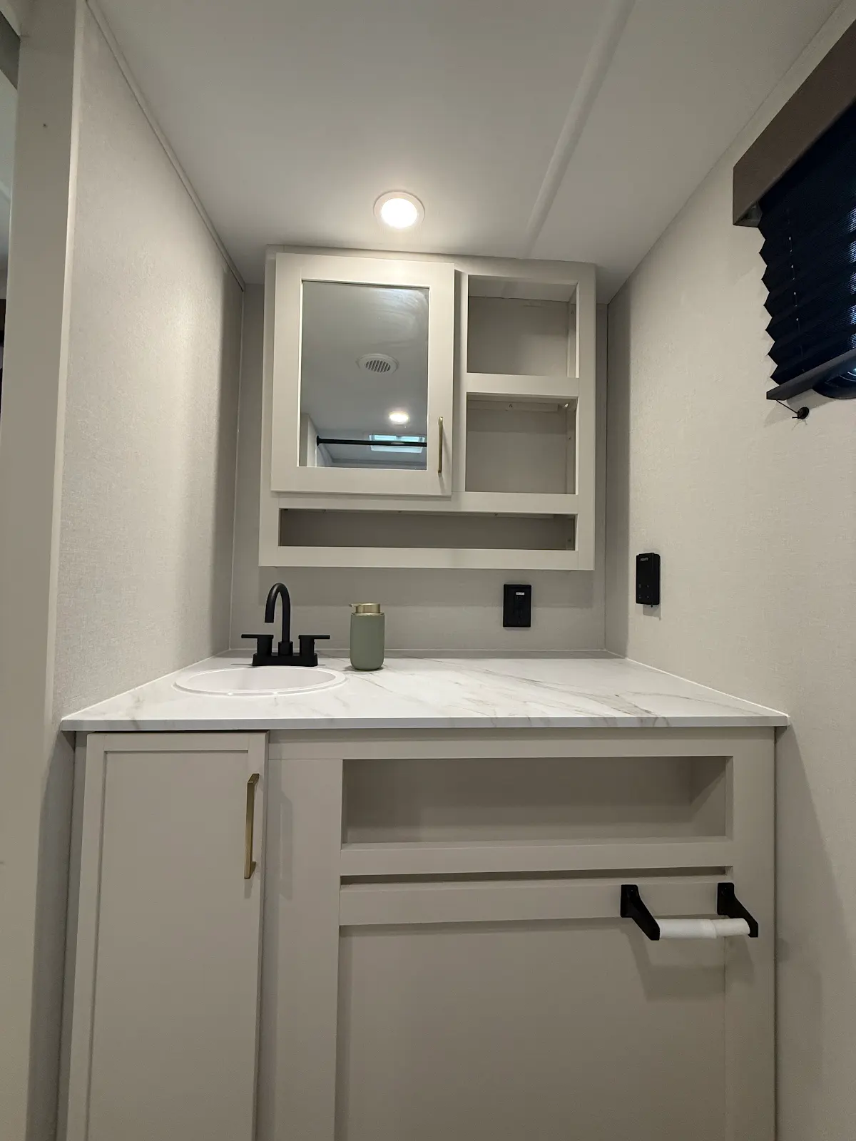 2027 Grand Design Transcend XPLOR 22RBX - Image 17