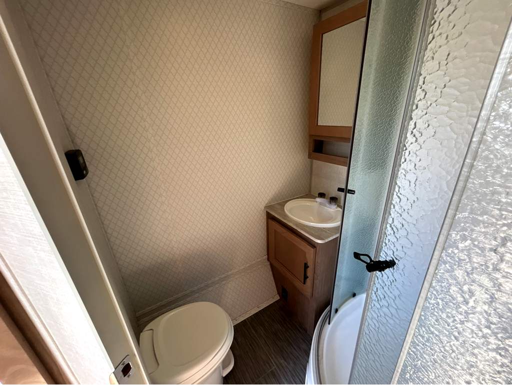 2020 FOREST RIVER NO BO 19.6 - Image 20