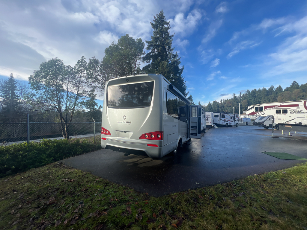 2026 Leisure Travel Unity U24RL - Image 17