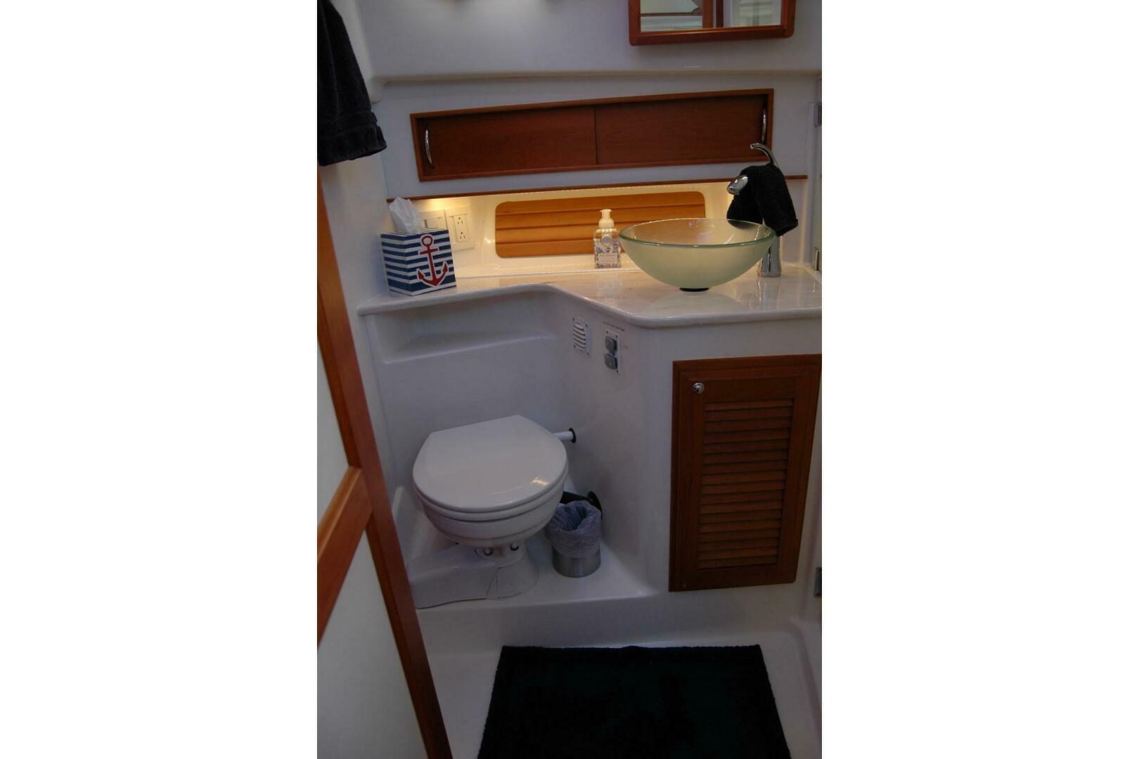 2019 Sabre 38 Salon Express - Image 101