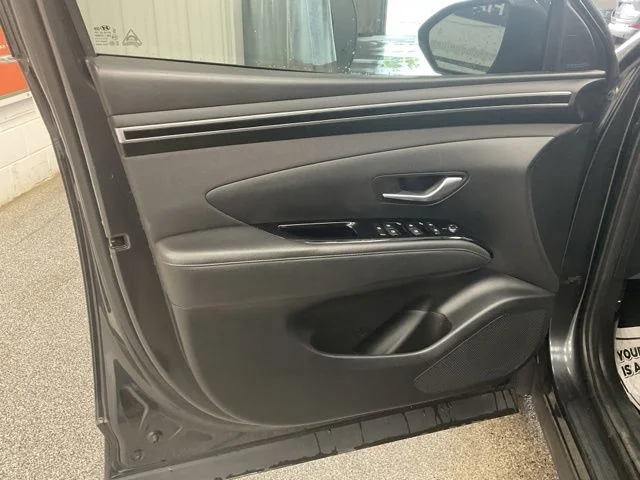 2022 Hyundai Tucson Utility 4D SEL AWD I4 - Image 10