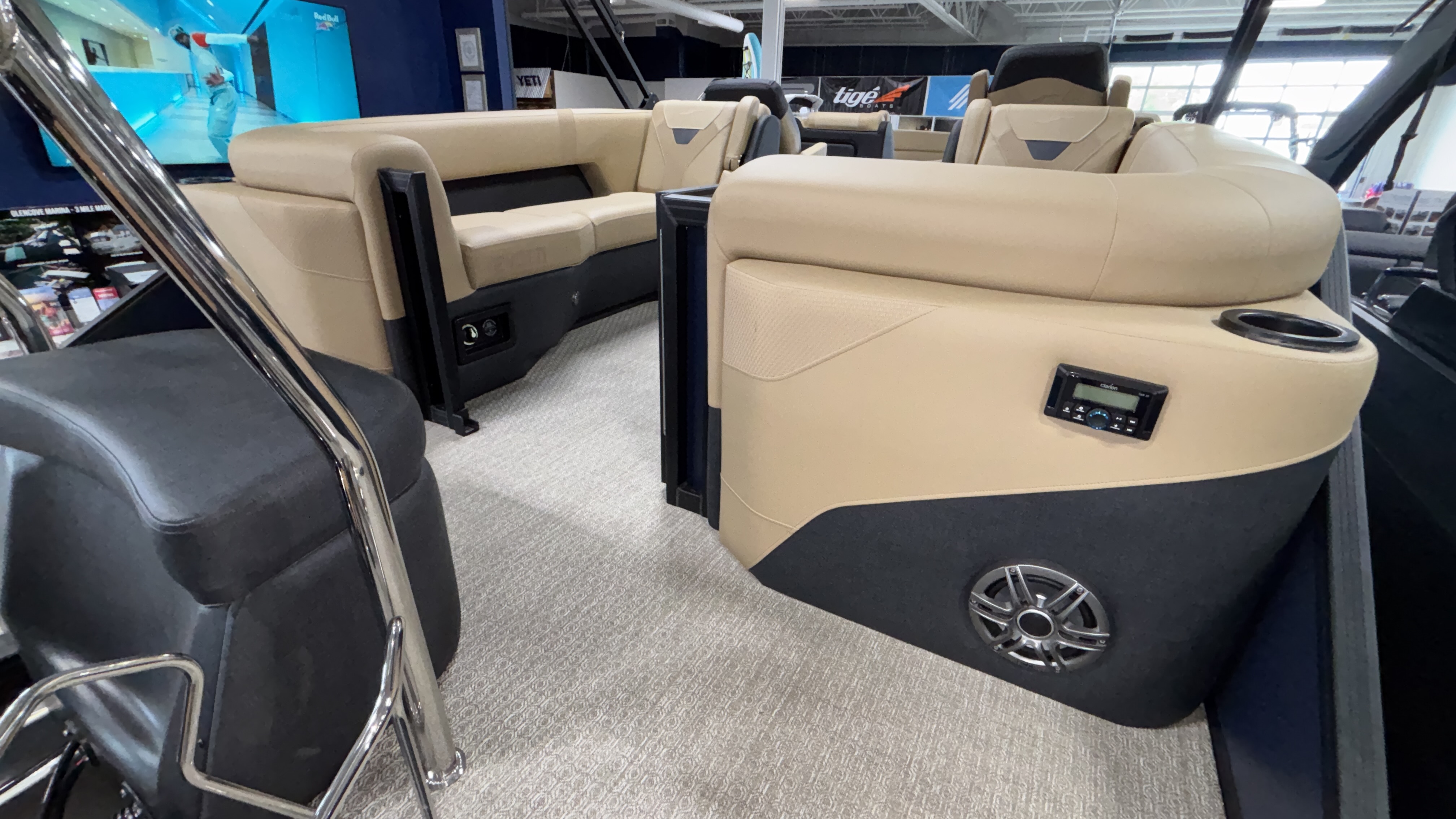 2026 Evotti 525 Quad Lounge - Image 8