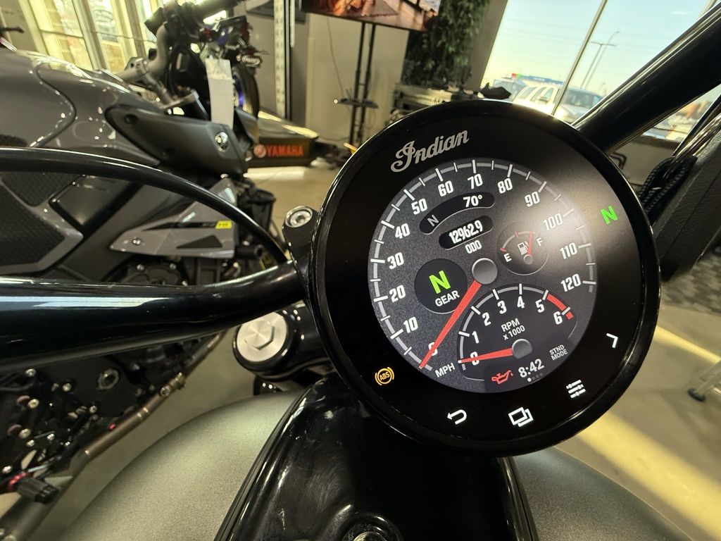 2022 Indian Motorcycle® Chief® Bobber ABS Black Metallic - Image 9