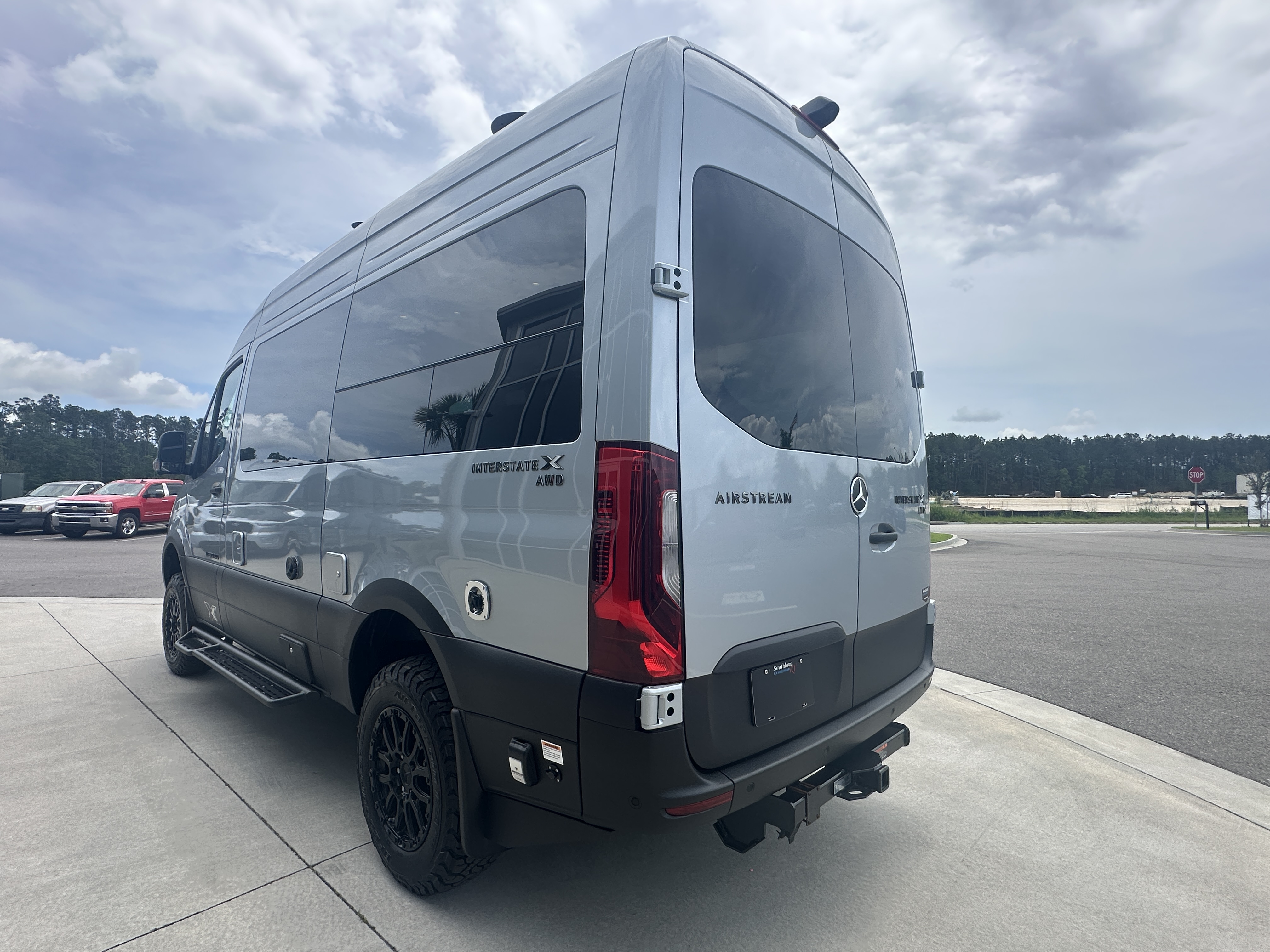 2026 Airstream Interstate 19X - Image 6