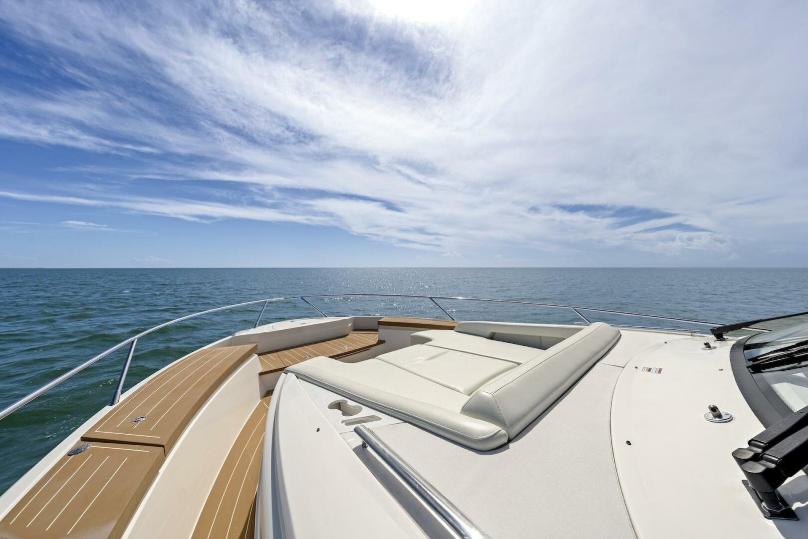 2023 Tiara Yachts EX 60 - Image 48