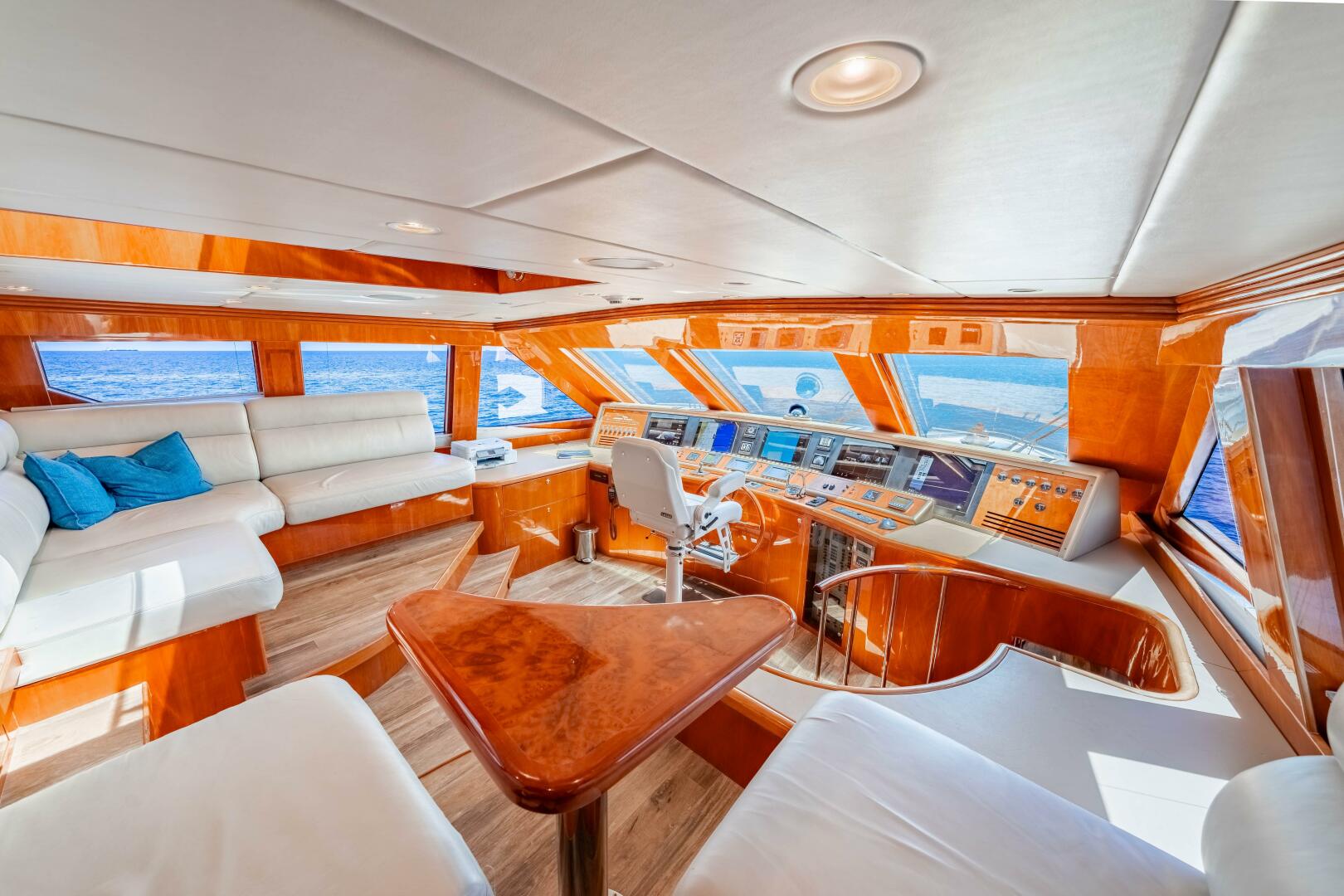 2009 Hargrave Raised Pilothouse - Image 25