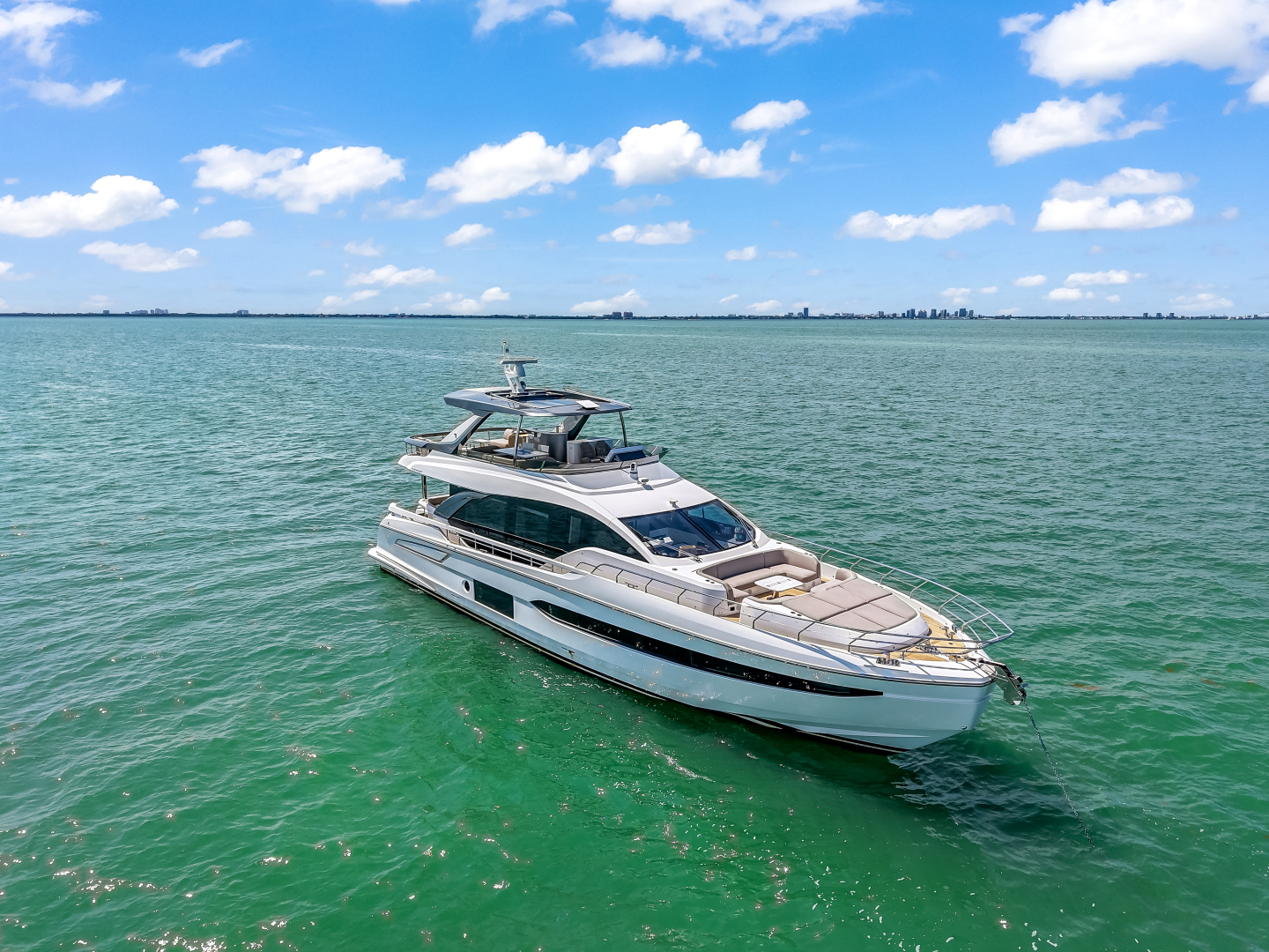 2025 Azimut 78 FLY - Image 3