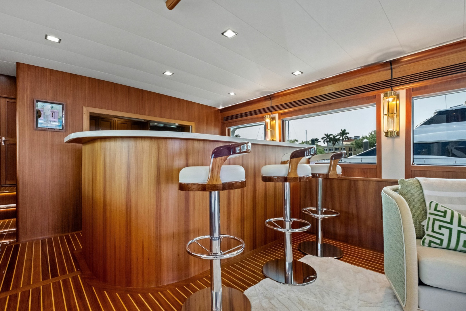 2024 Marlow 90V - Image 17