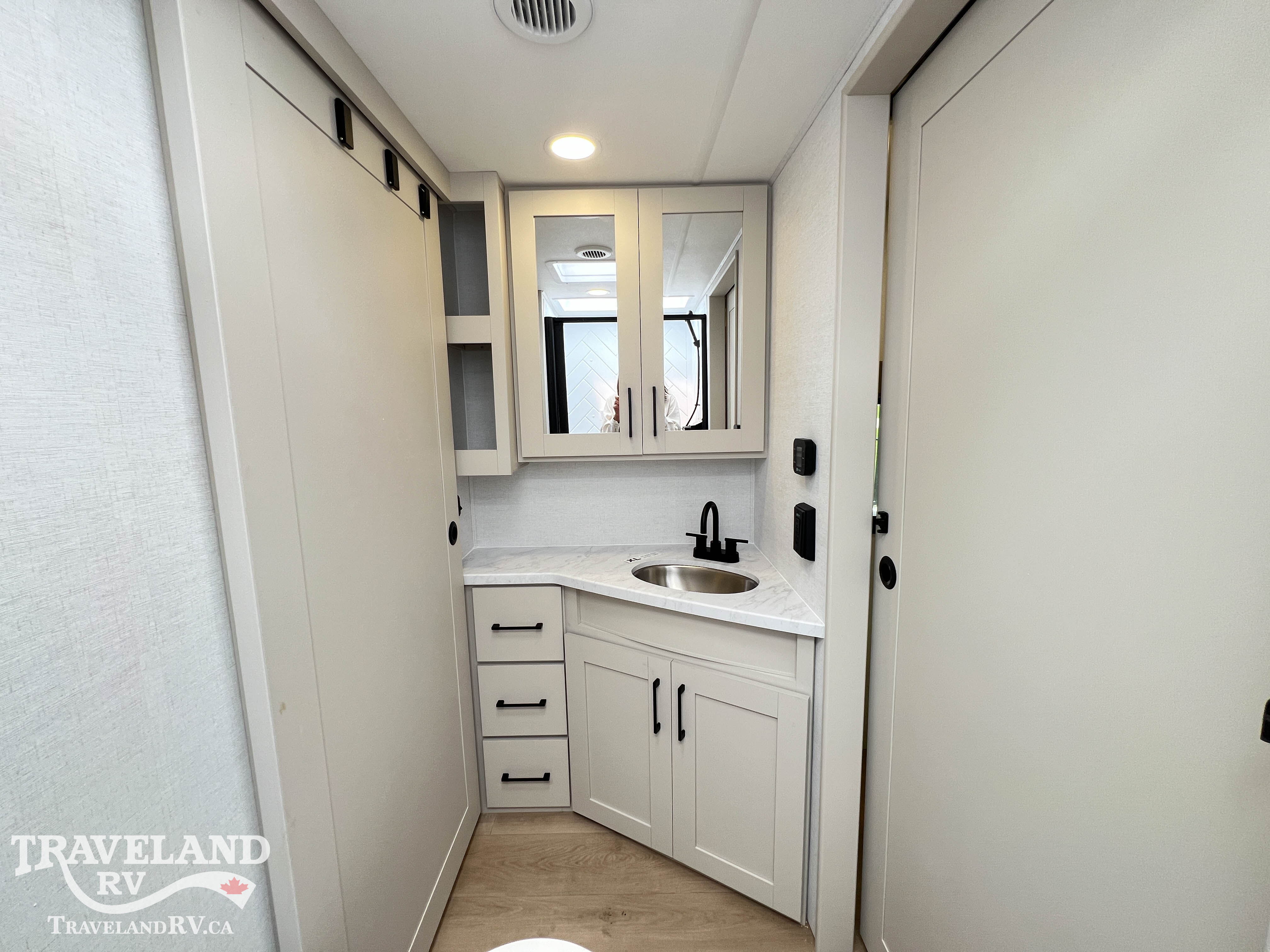 2027 Alliance RV Delta Ultra Lite RK234 - Image 26