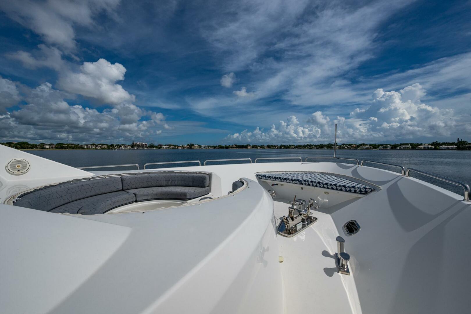 2006 Westport - Image 15