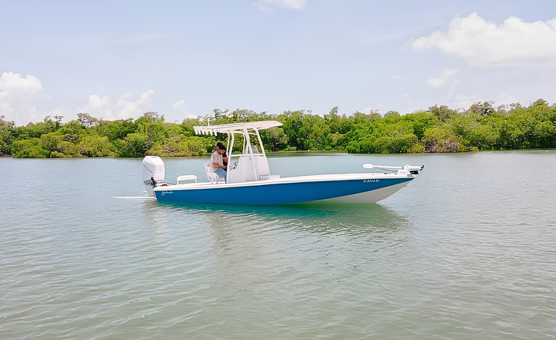 2013 YELLOWFIN 24 BAY - Image 1