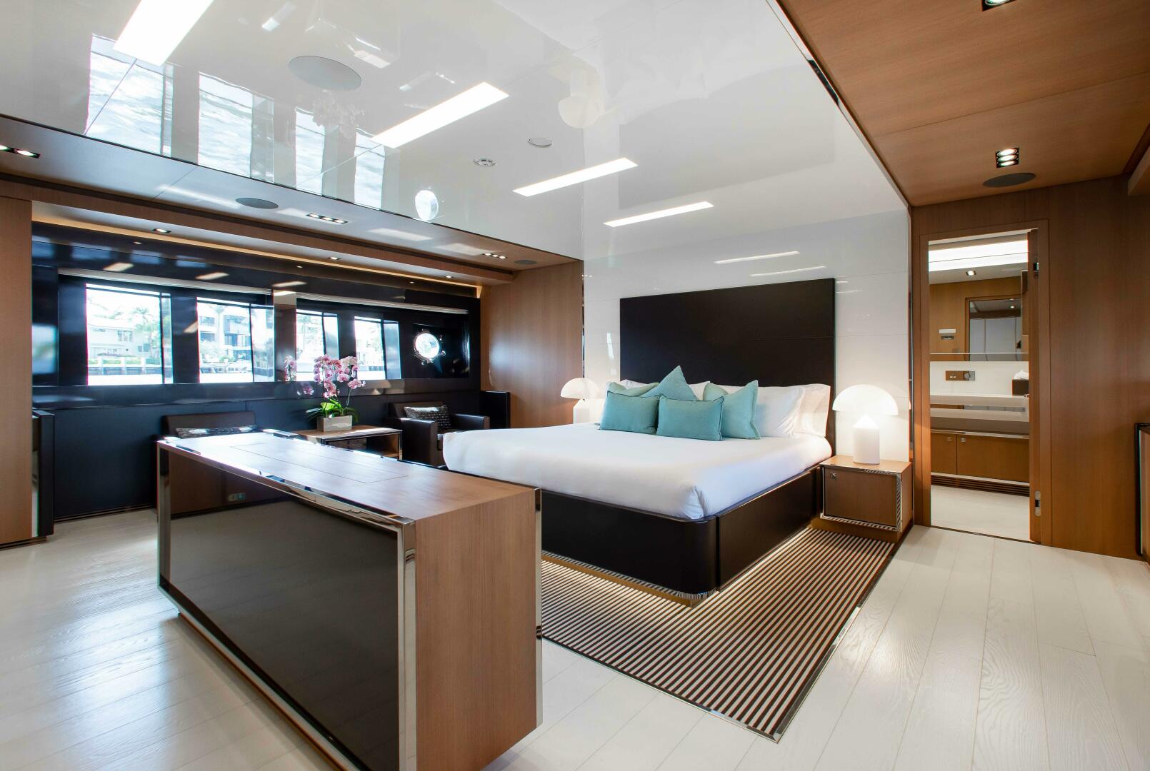 2014 Riva Mythos - Image 52