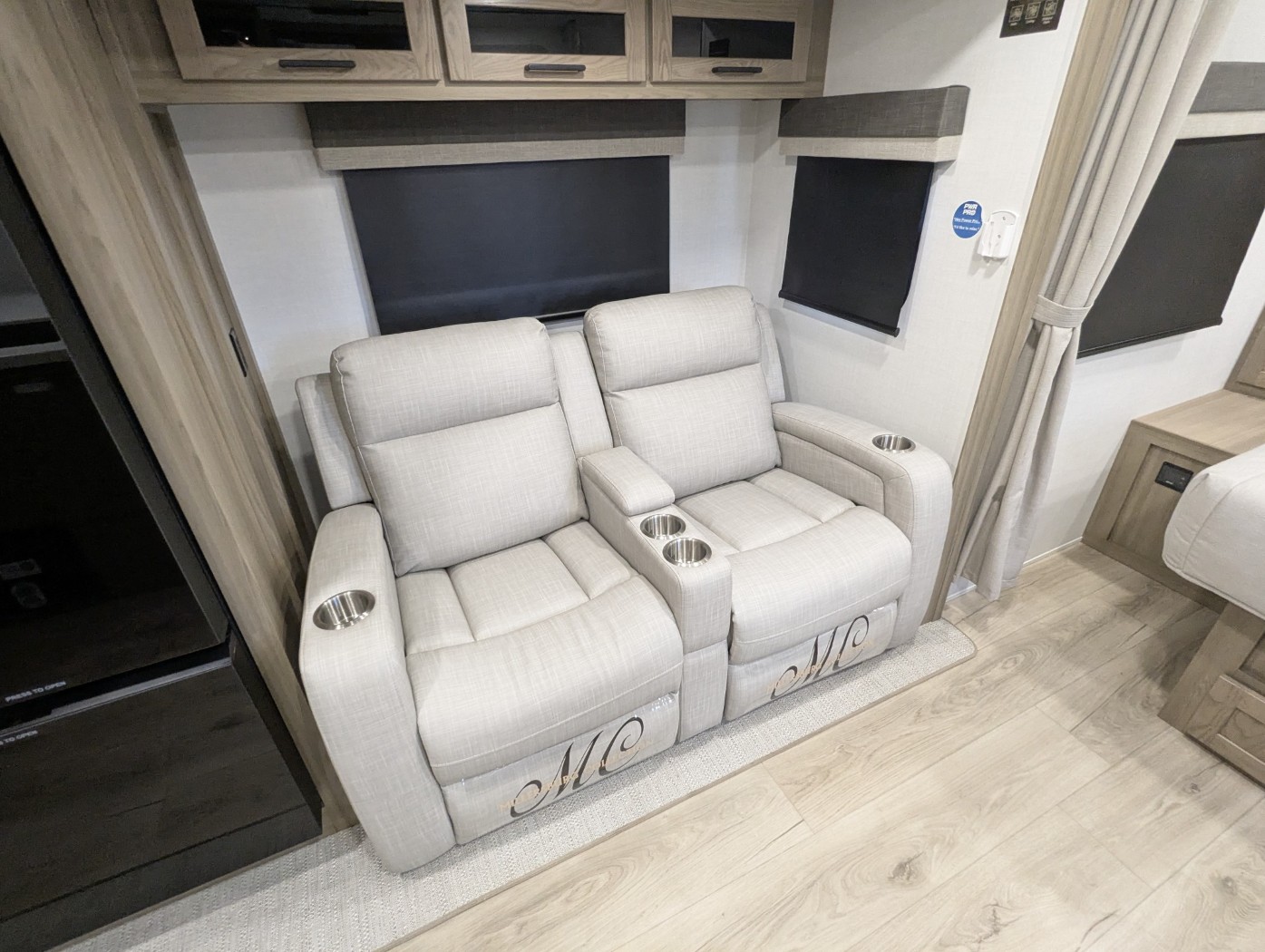 2027 Forest River Rockwood Mini Lite 2213S - Image 22