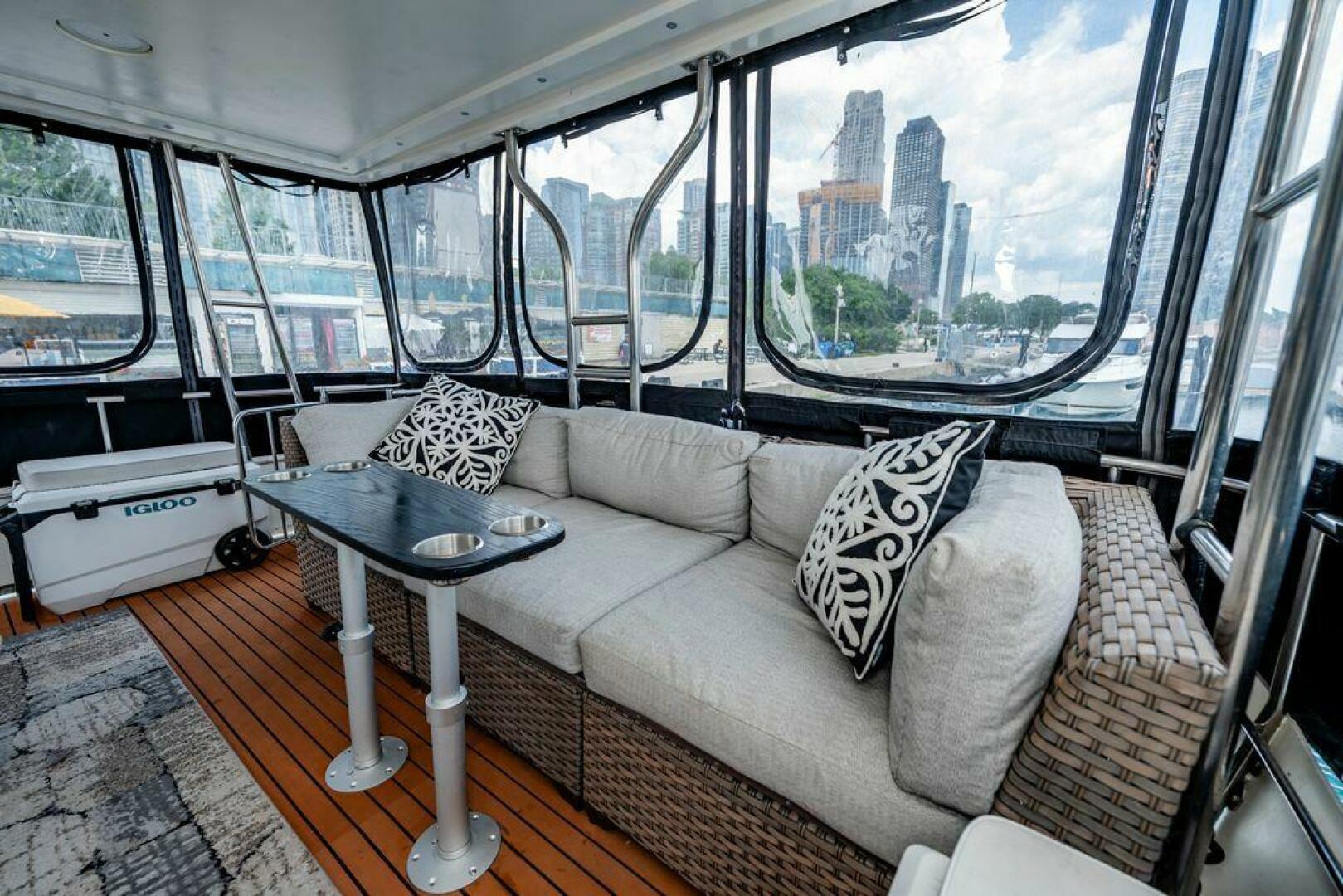 1991 Cruisers Yachts 3850 Aft Cabin - Image 42