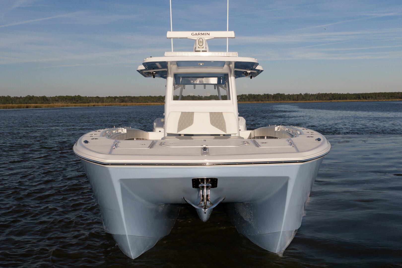 2024 Invincible 40 CAT - Image 10