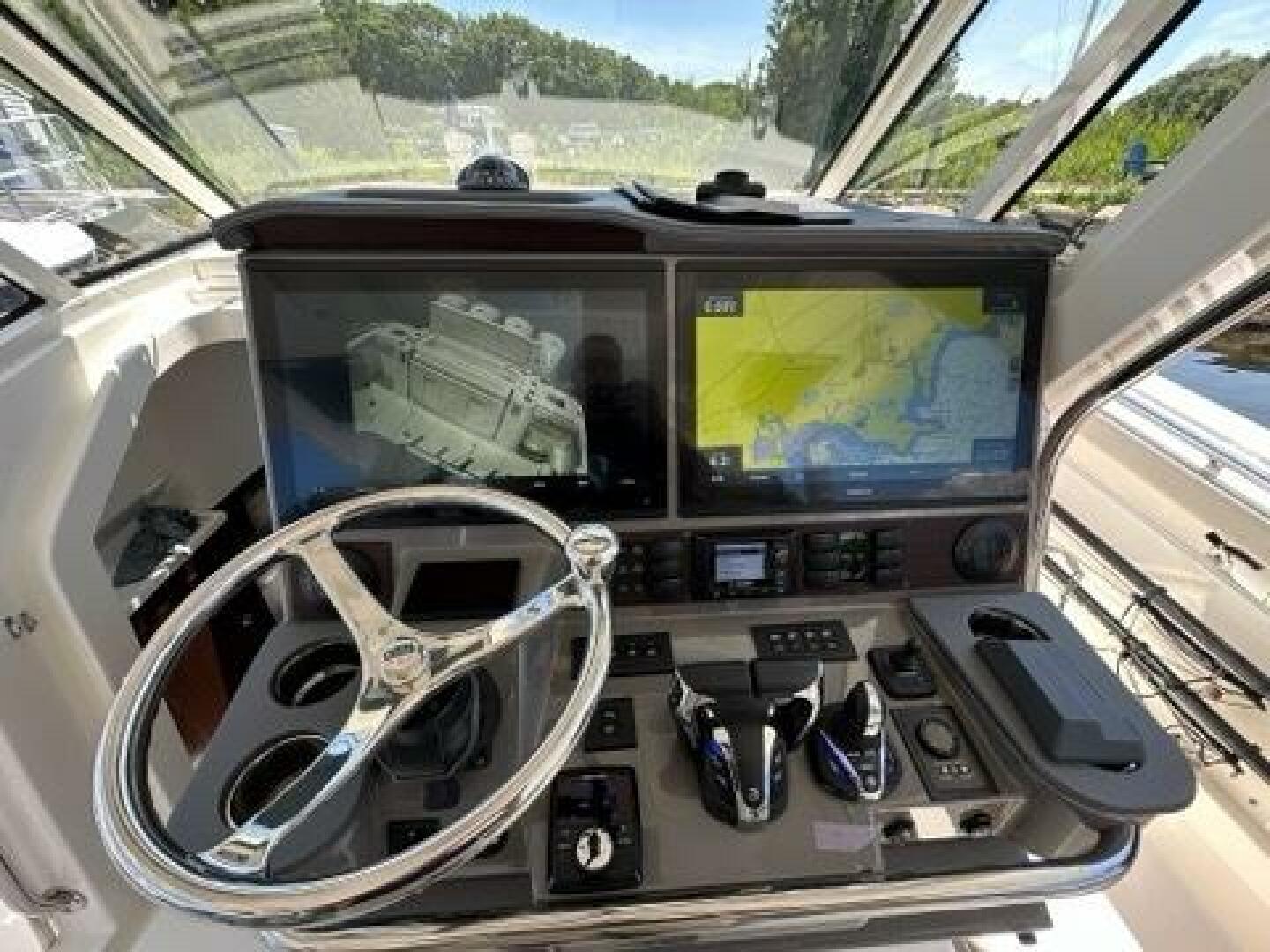 2021 PURSUIT S 428 Sport Base - Image 30