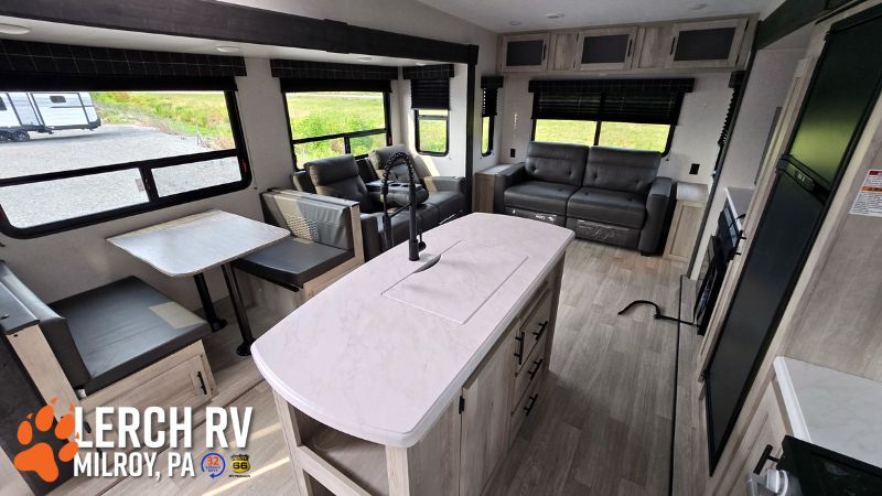 2024 KZ RV Sportsmen 303RL - Image 8