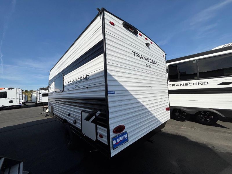 2026 Grand Design Transcend ONE 151BH - Image 2