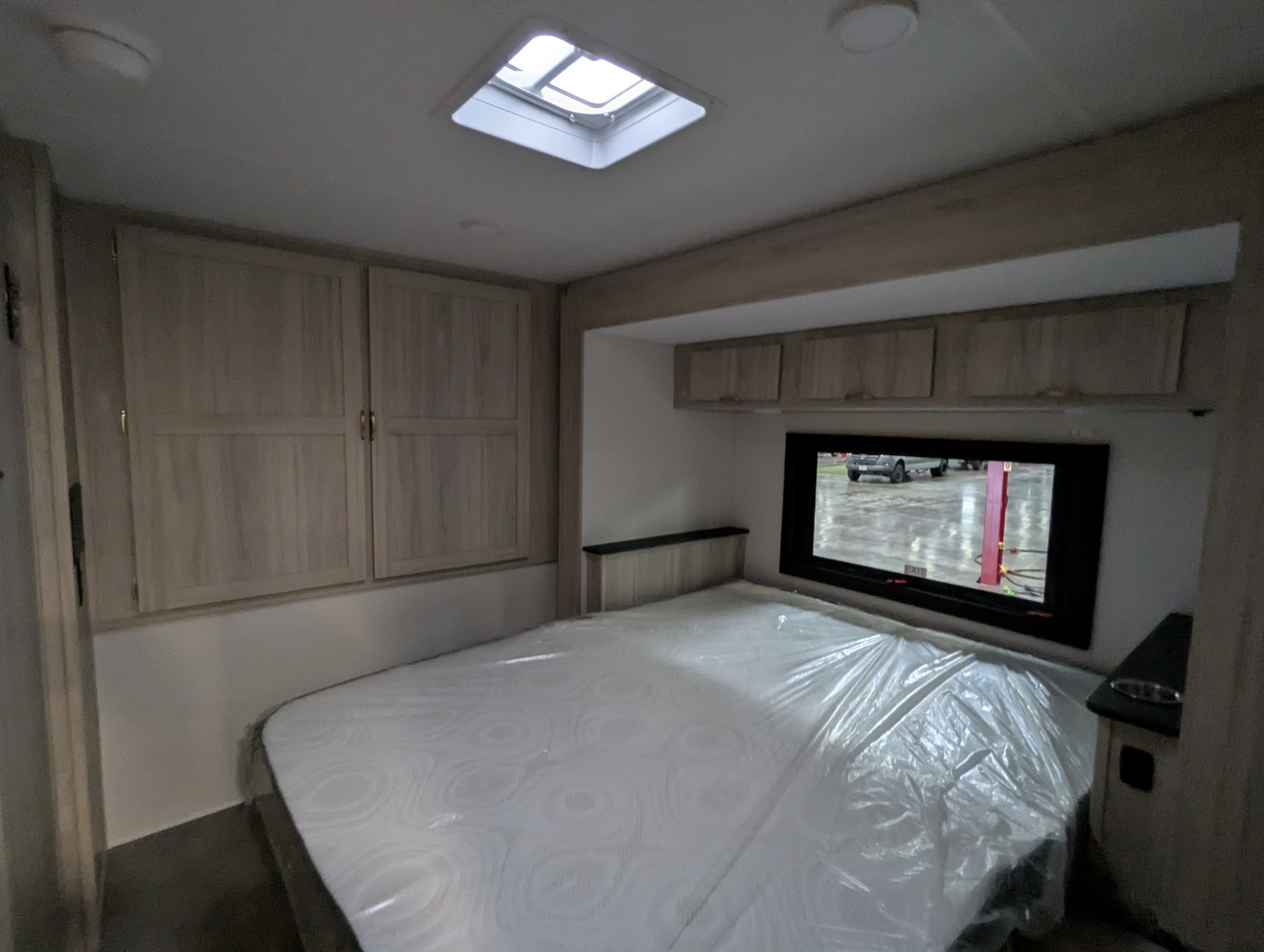 2027 Coachmen Cross Trail 26XG - Image 29