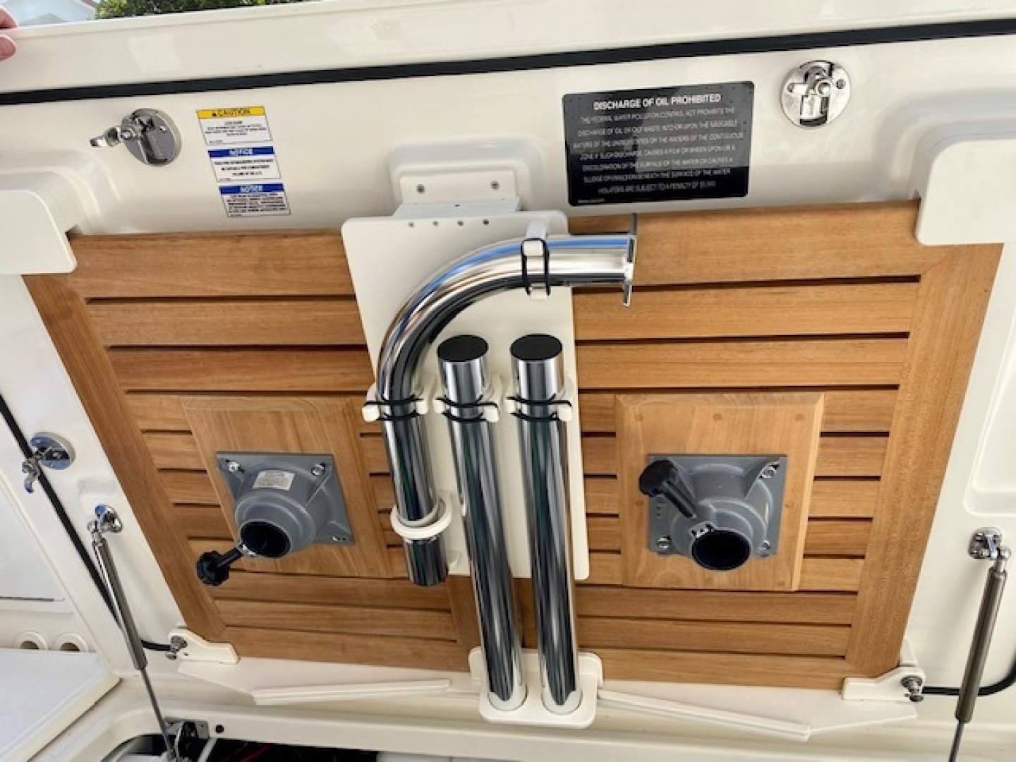 2020 Boston Whaler 380 Realm - Image 23