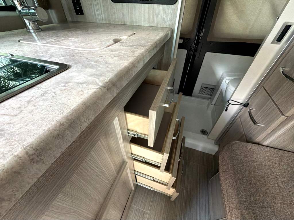 2022 Thor Motor Coach SCOPE 18M - Image 29