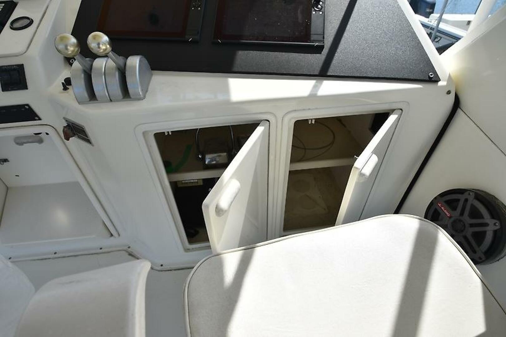 1997 Ocean 48 Convertible - Image 58
