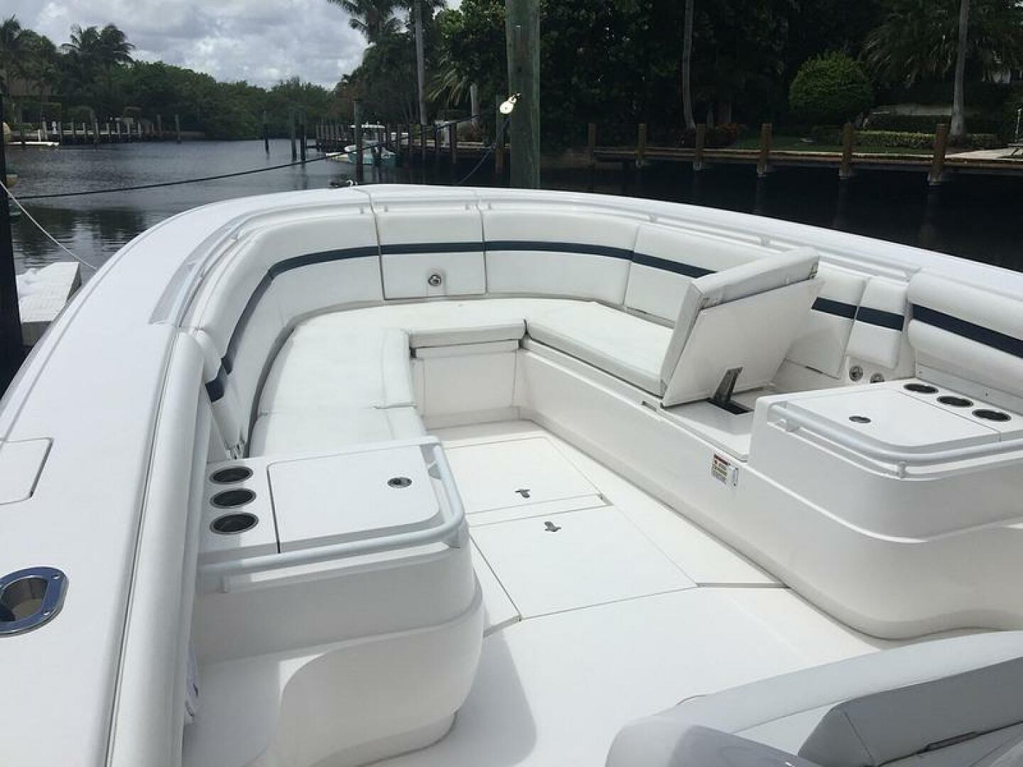 2015 Intrepid 375 Center Console - Image 7