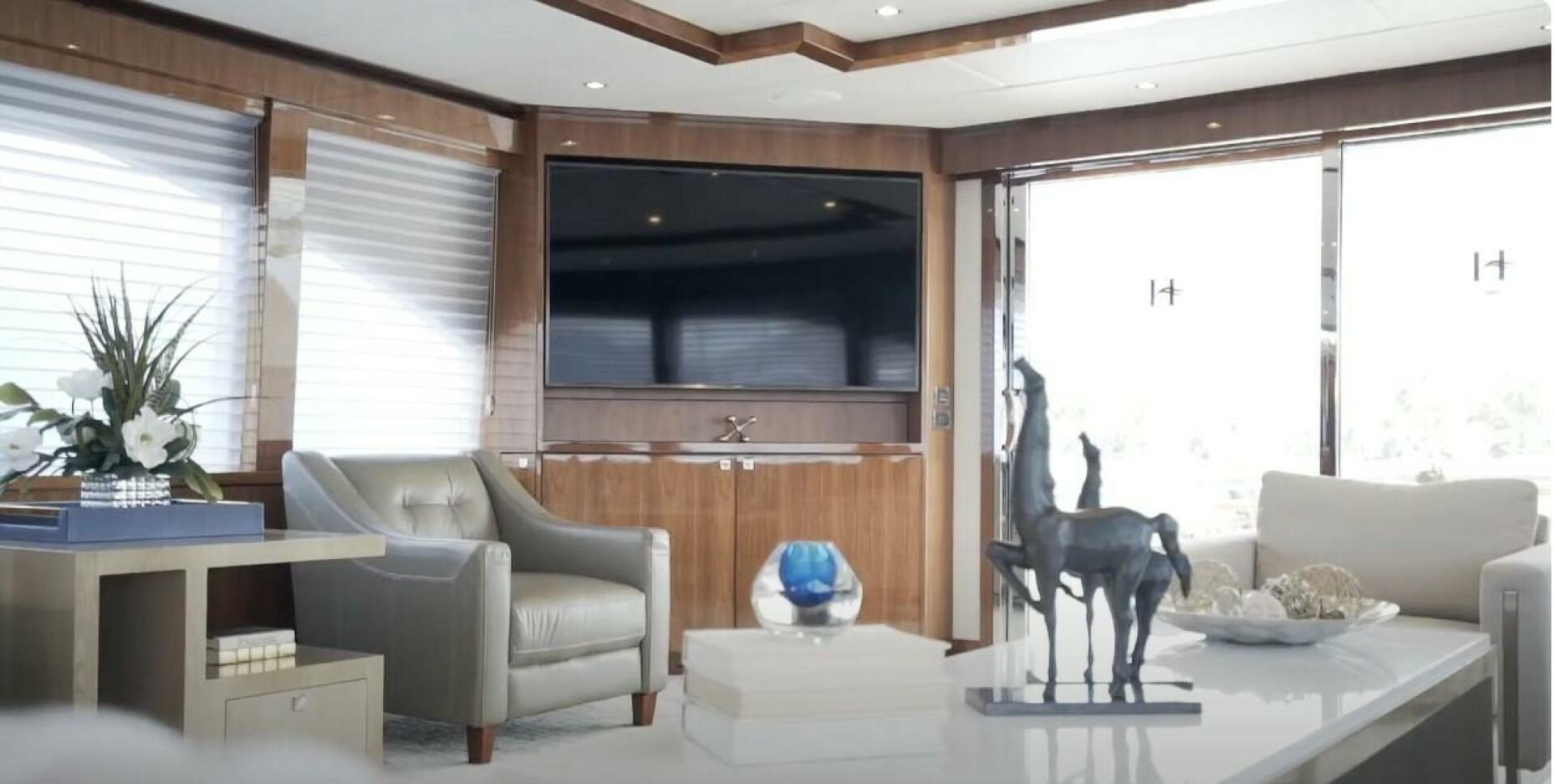 2017 Hargrave Raised Pilothouse - Image 6