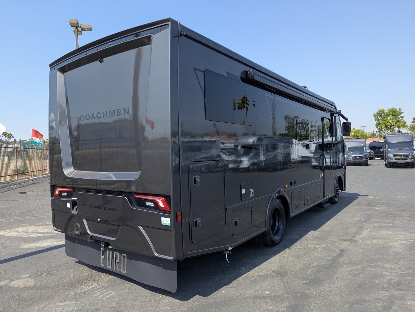 2026 Coachmen Euro 25TB - Image 5