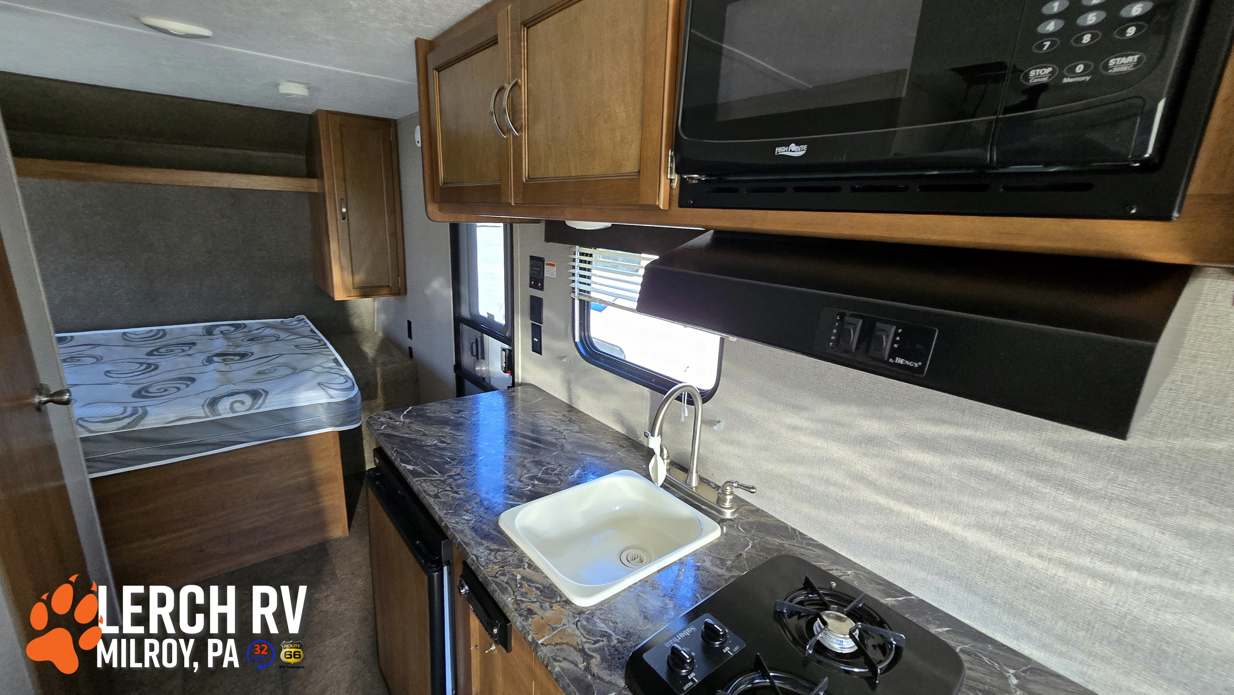 2018 Keystone Springdale Summerland Mini 1750RD - Image 14