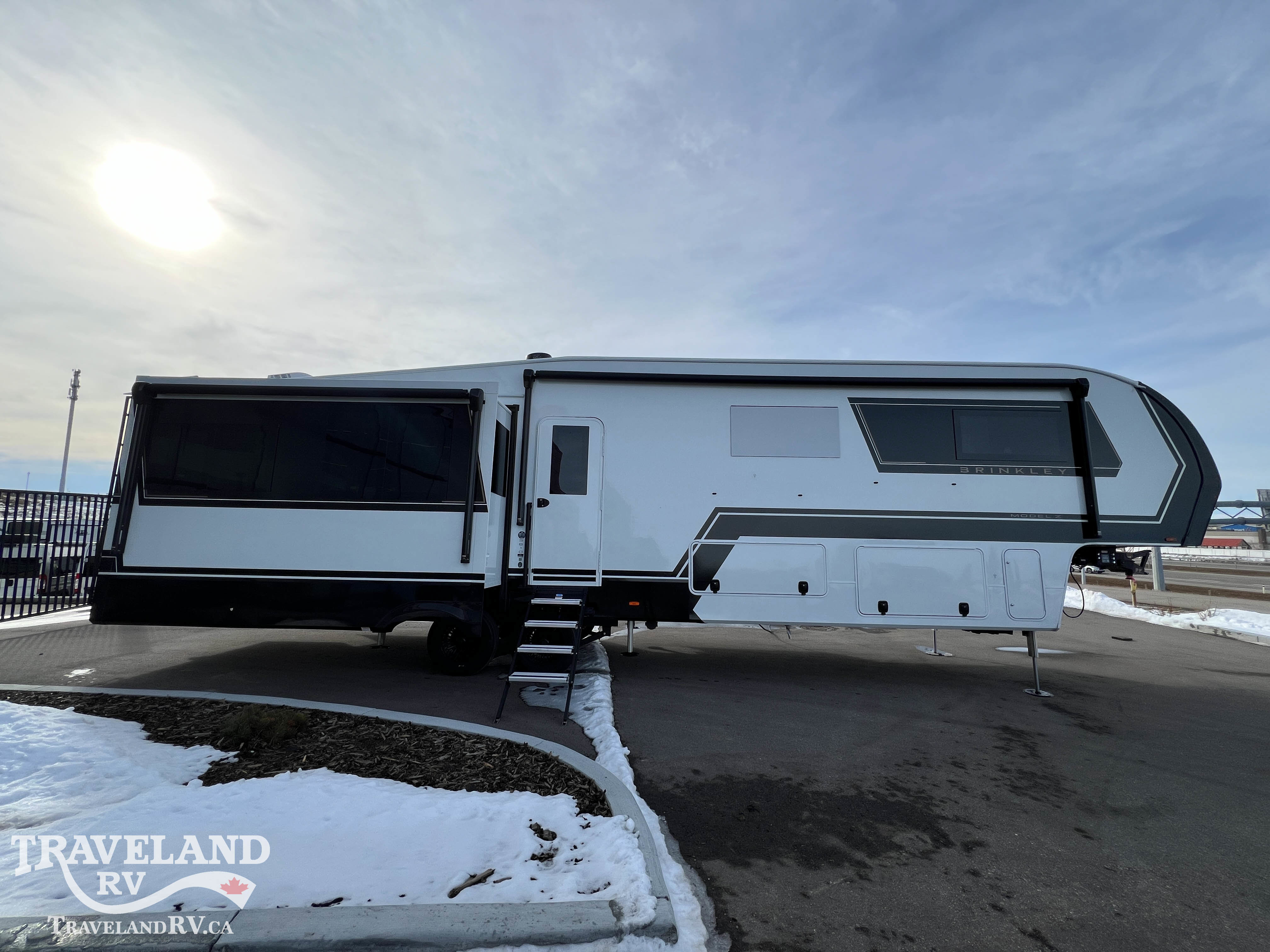 2026 Brinkley RV Model Z 3610 - Image 9