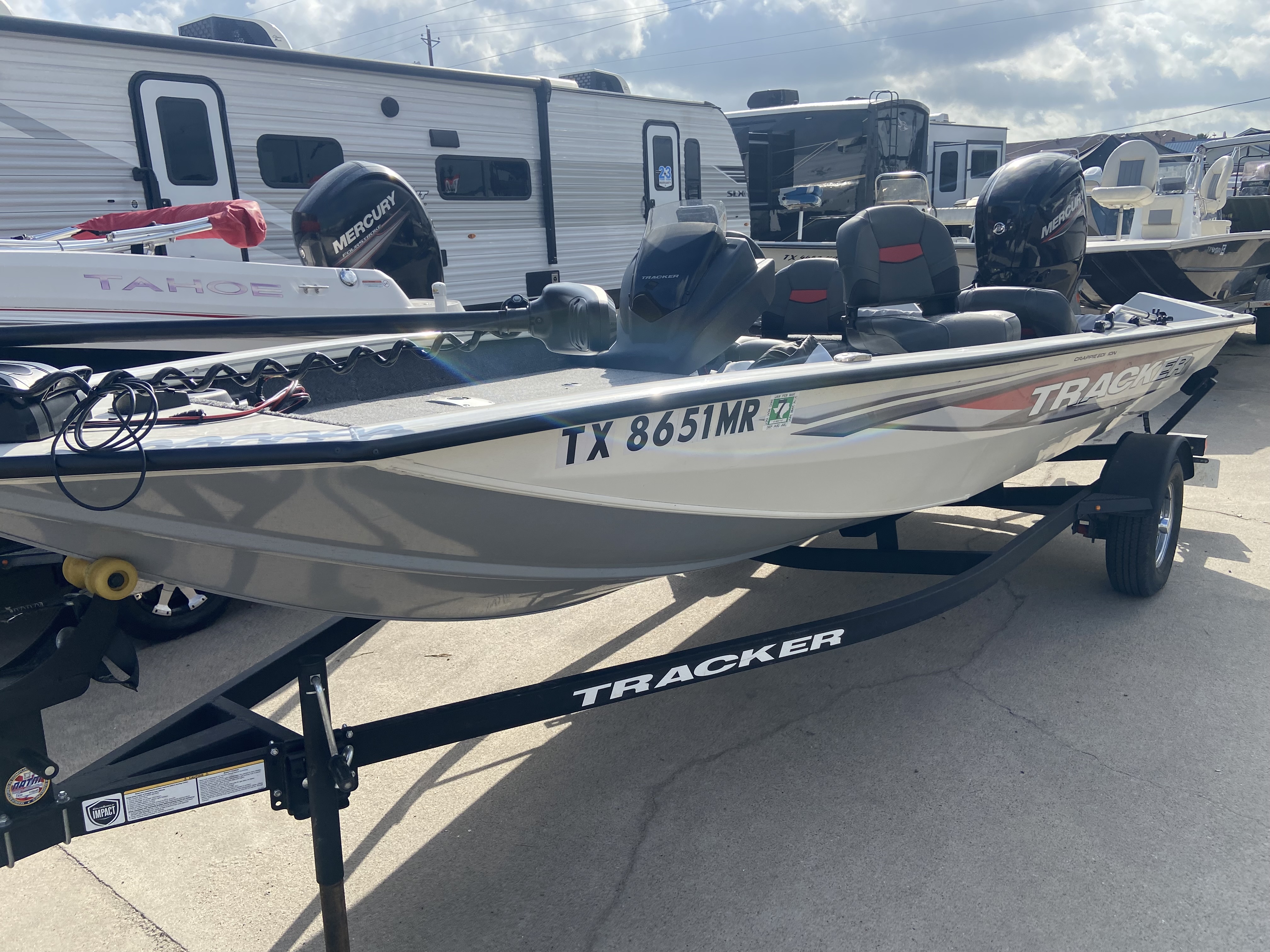 2025 TRACKER 2025 PRO TEAM 175 - Image 4