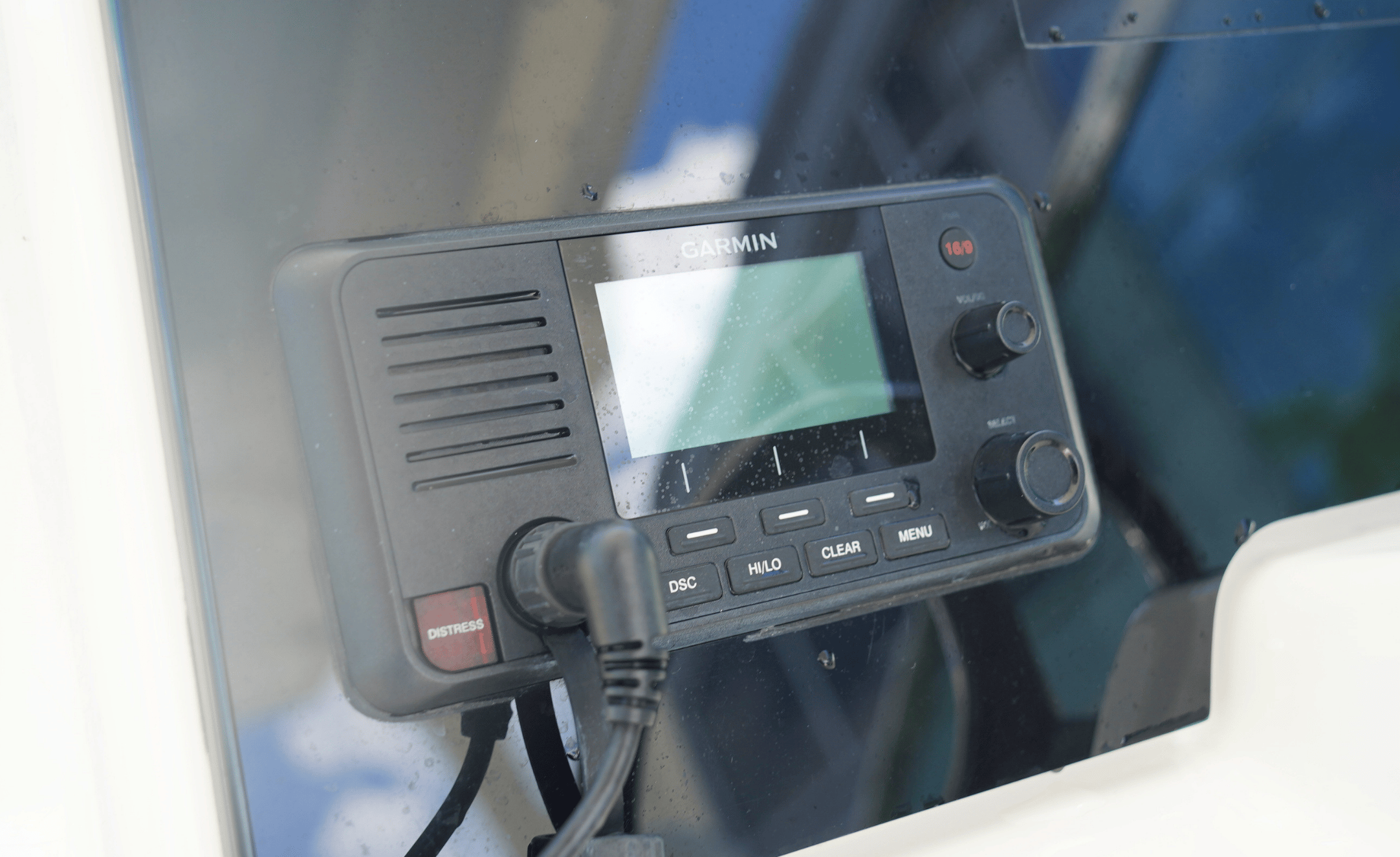 2021 COBIA 330DC - Image 32