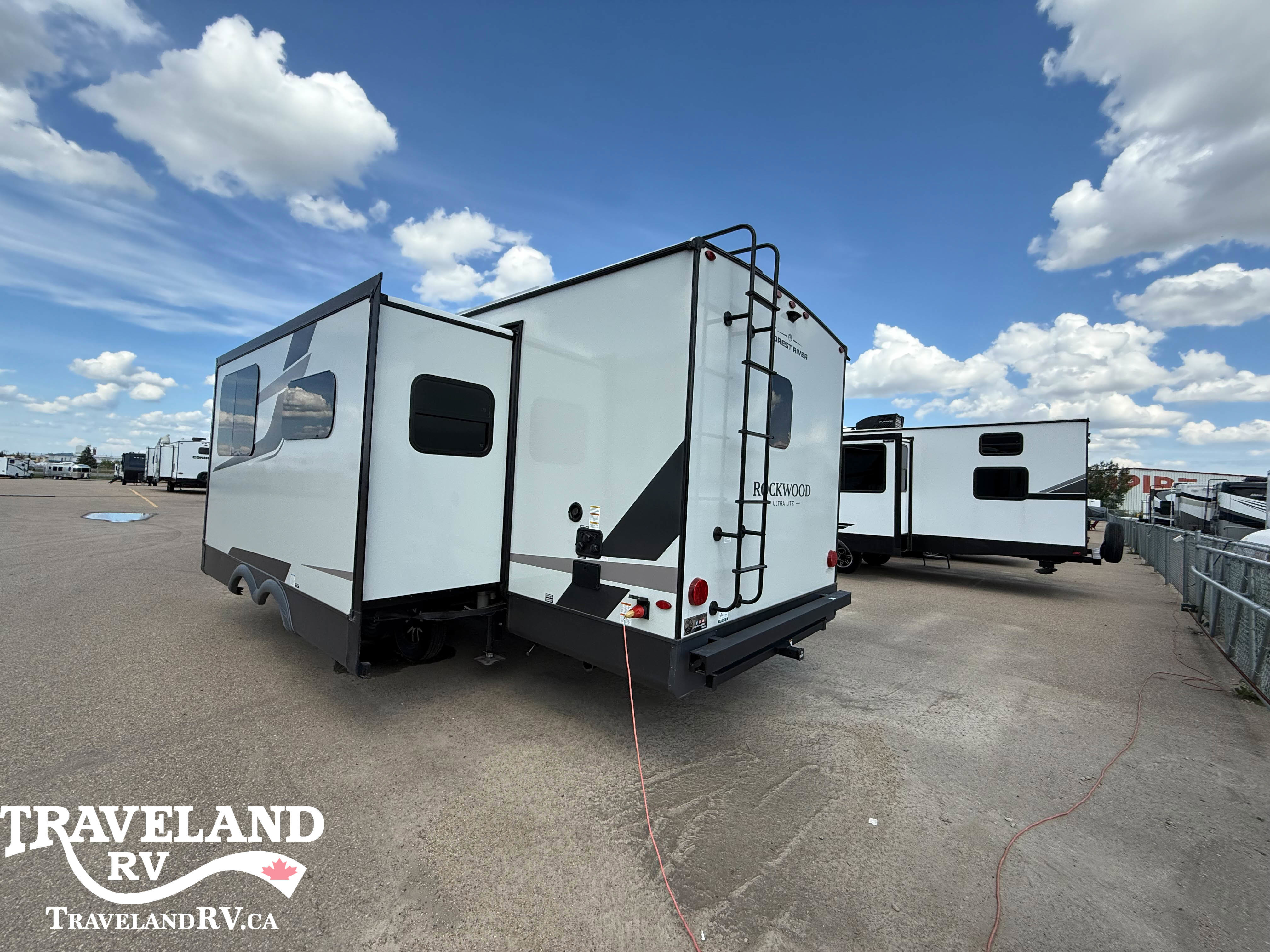 2026 Forest River Rockwood Ultra Lite 2606WS - Image 3