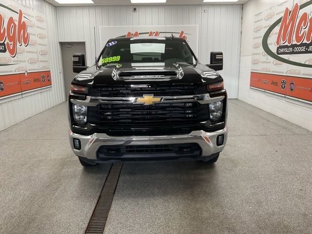 2025 Chevrolet Silverado 2500HD 4WD Crew Cab 159" LT - Image 2