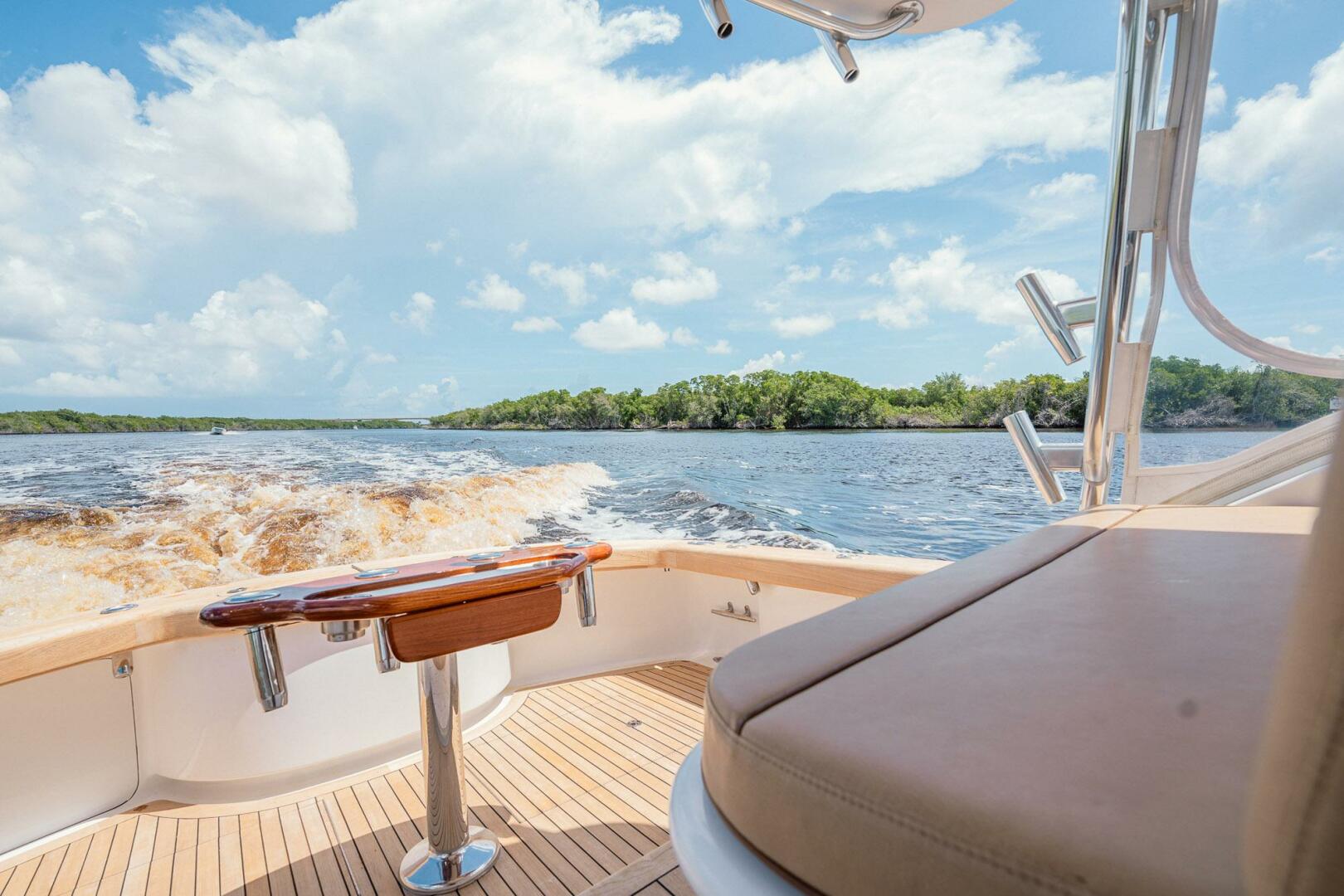 2012 Winter Custom Yachts 38 Express - Image 44