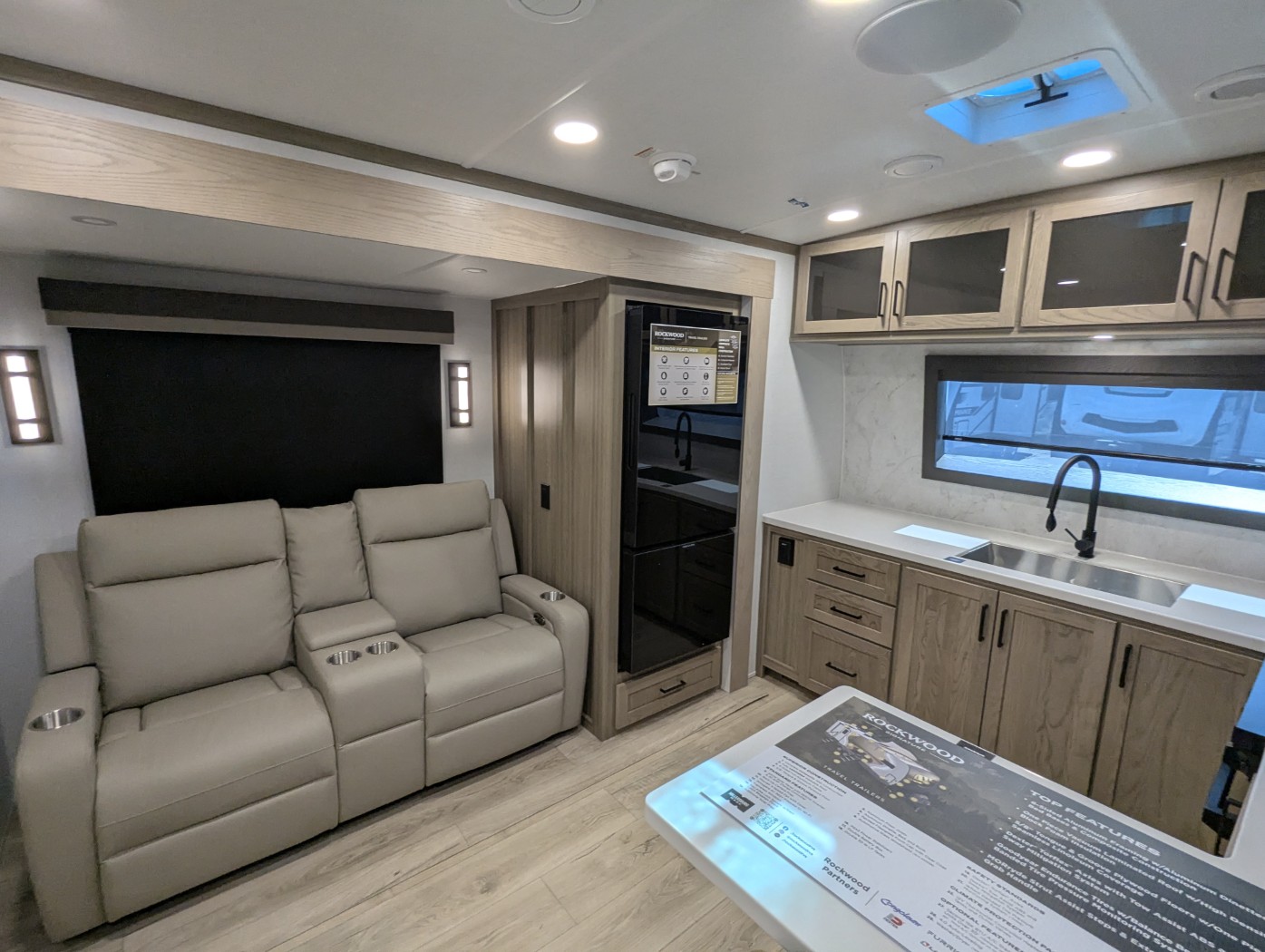 2026 Forest River Rockwood Signature 8263MBR - Image 8