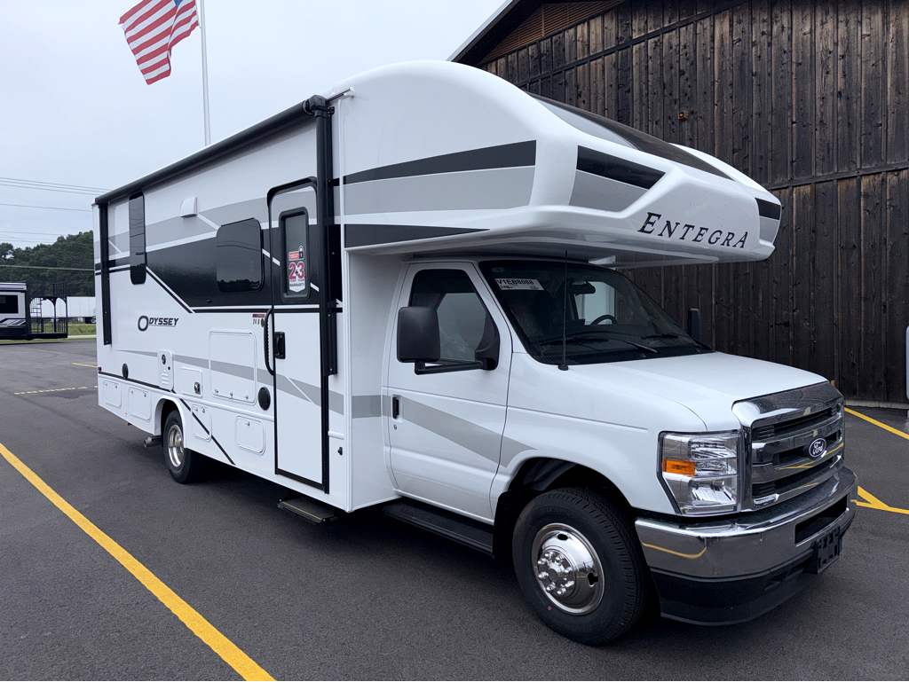 2027 ENTEGRA COACH ODYSSEY 24B - Image 1