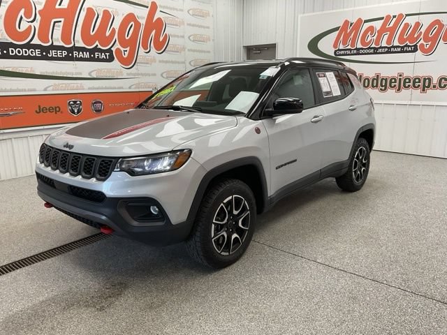 2025 Jeep Compass Trailhawk 4x4 - Image 1