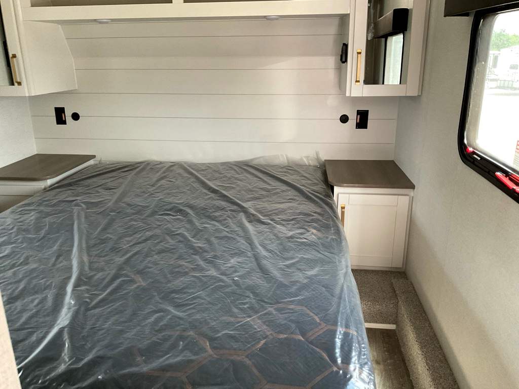 2027 JAYCO Eagle 24 MLE - Image 20