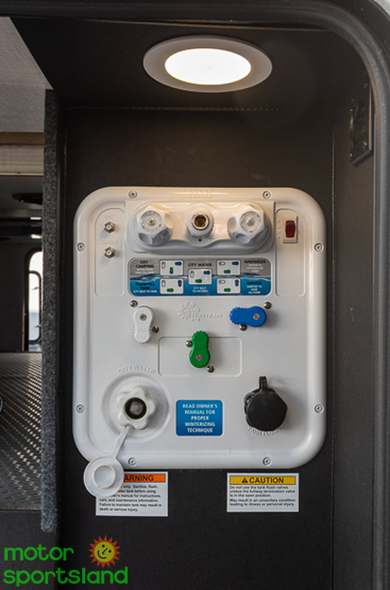 2026 KZ RV Durango Half-Ton D256RKT - Image 13