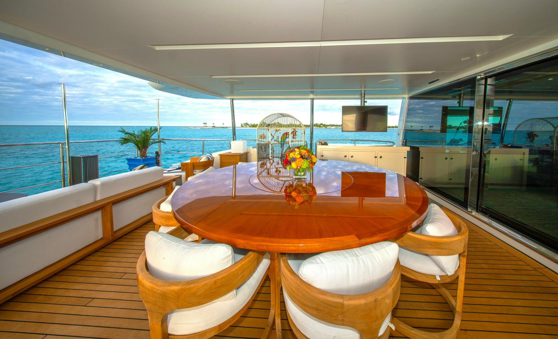 2015 Benetti Benetti Tradition Supreme 108 - Image 28