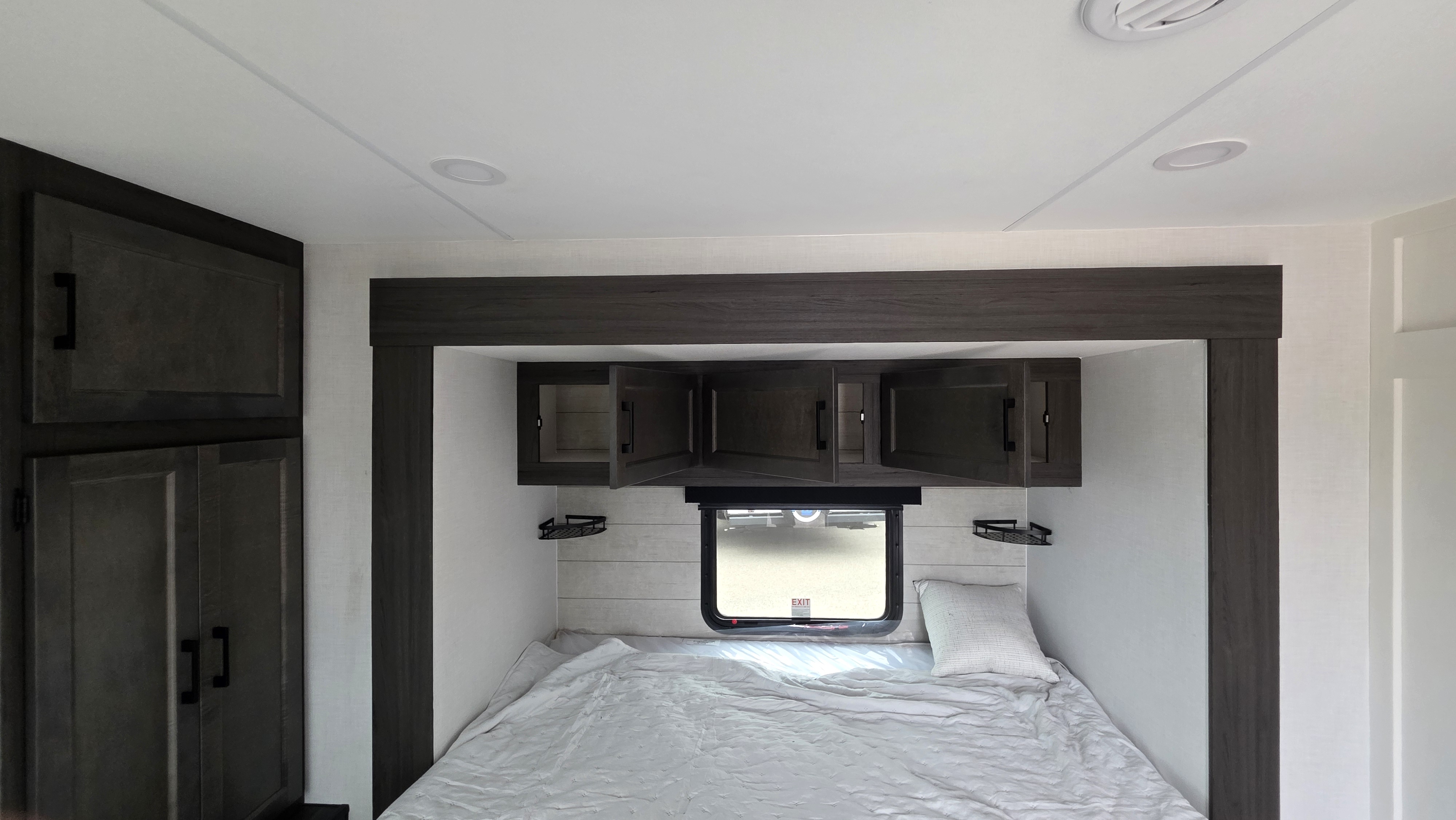 2027 VENTURE RV STRATUS 262VFK - Image 35
