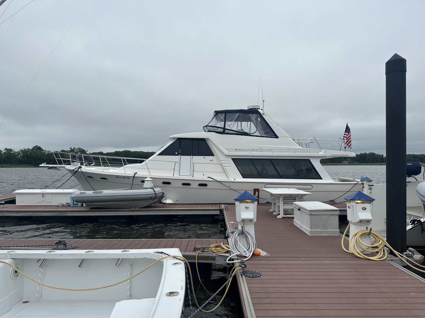 1999 Bayliner 4788 - Image 2