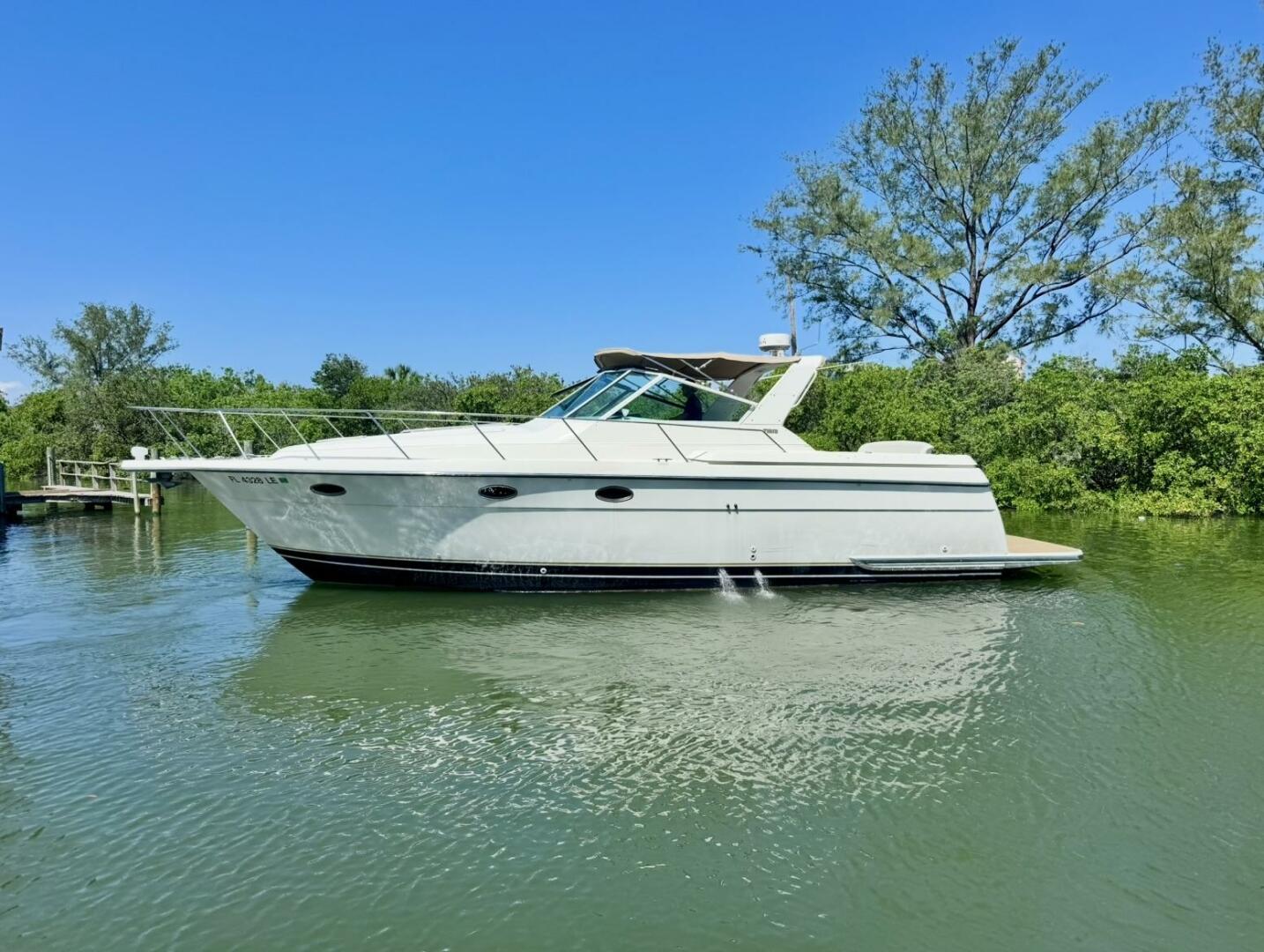 1998 Tiara Yachts 3500 Express - Image 21
