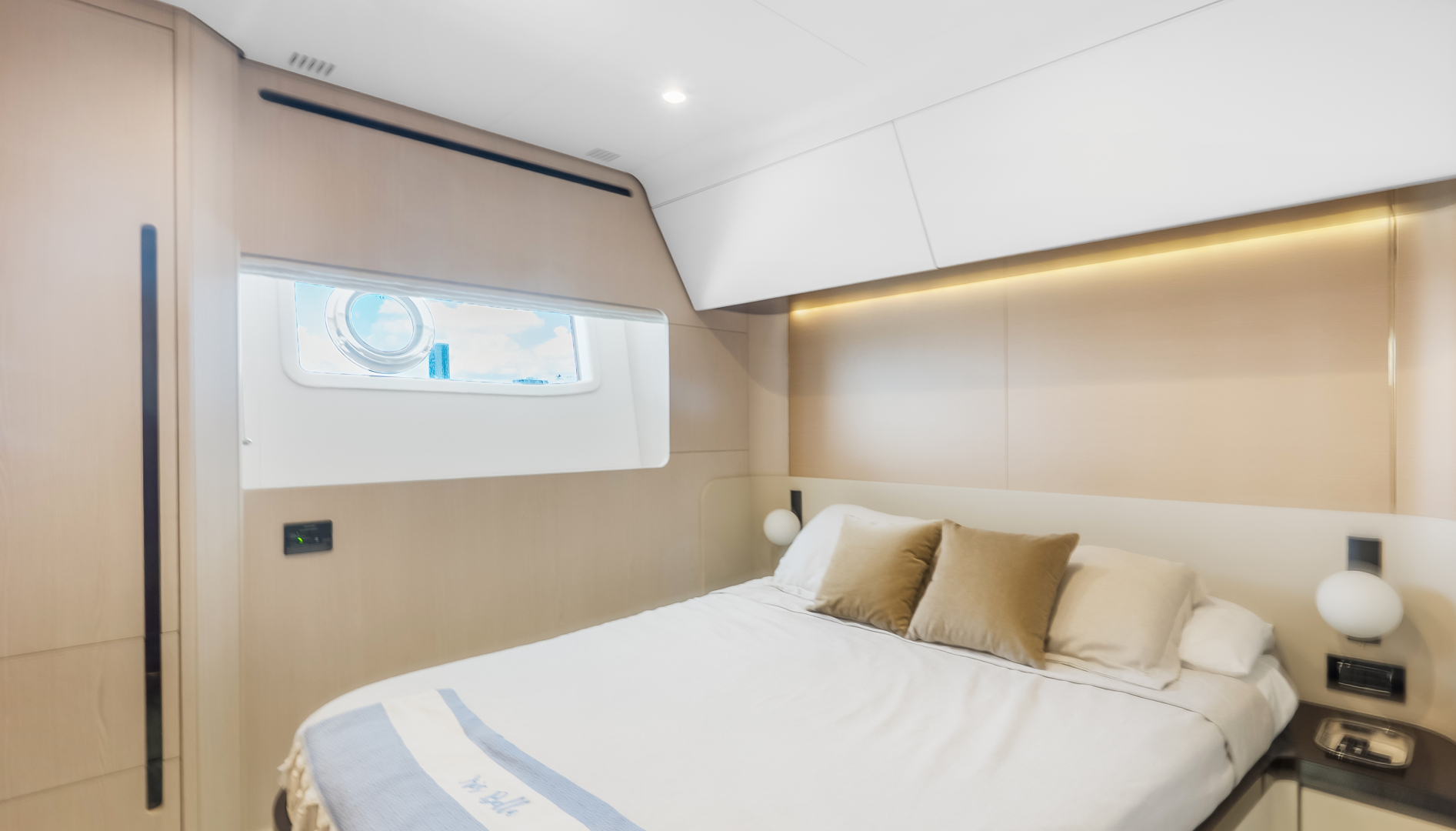 2025 Azimut 78 FLY - Image 31
