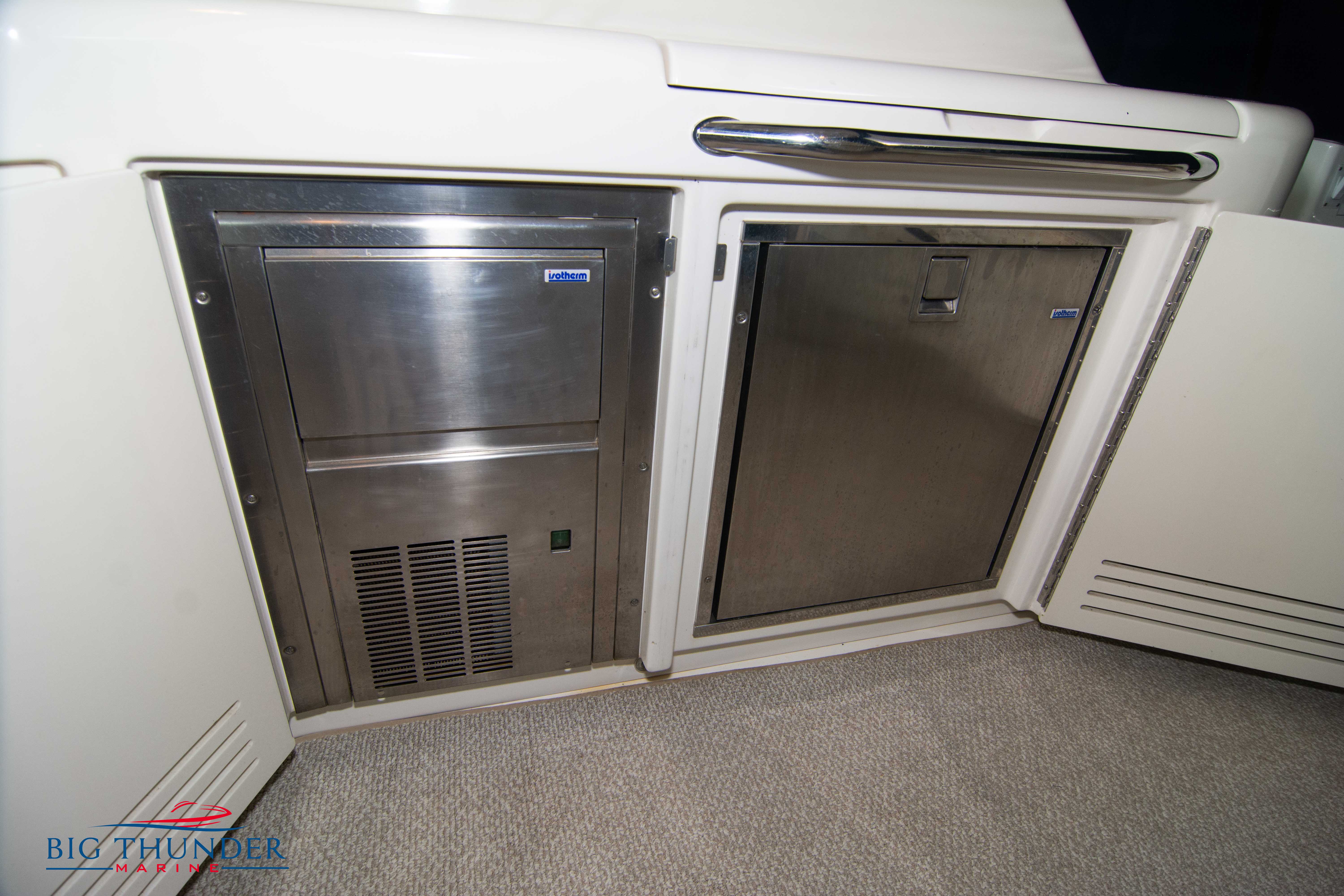 2013 Sea Ray 540 Sundancer - Image 39