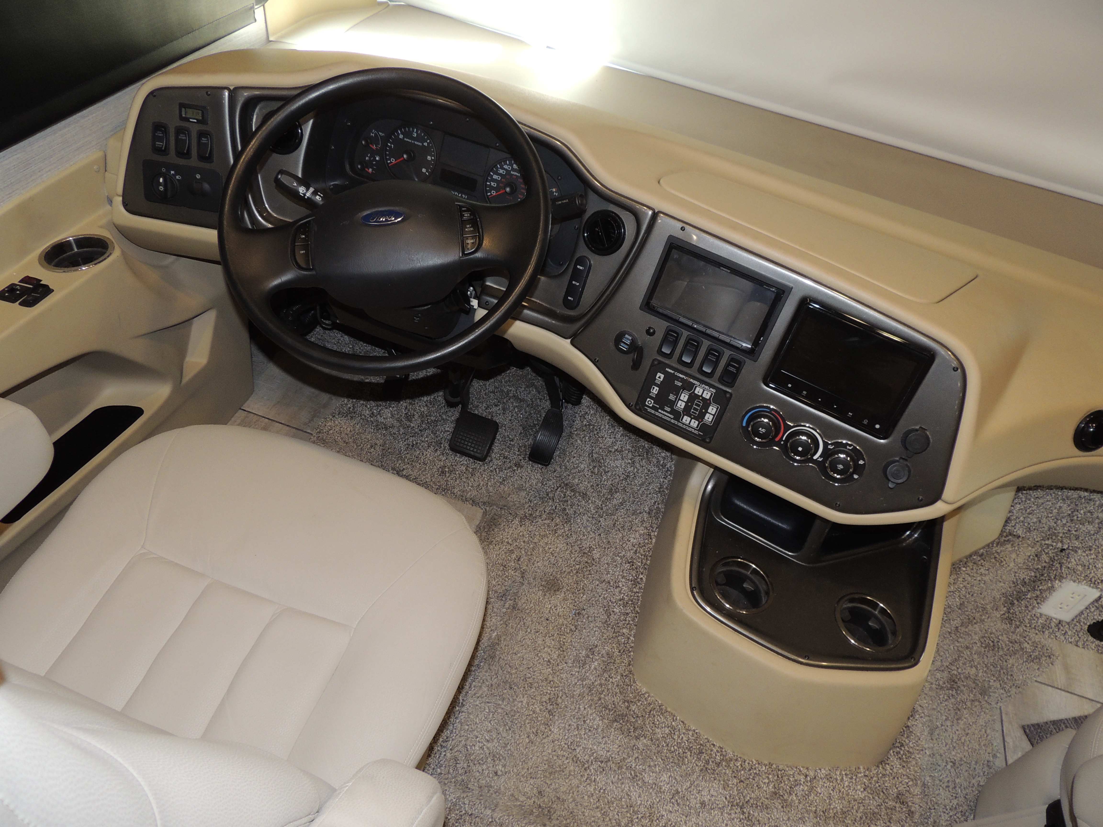 2020 Tiffin Allegro OPEN ROAD - exterior 7