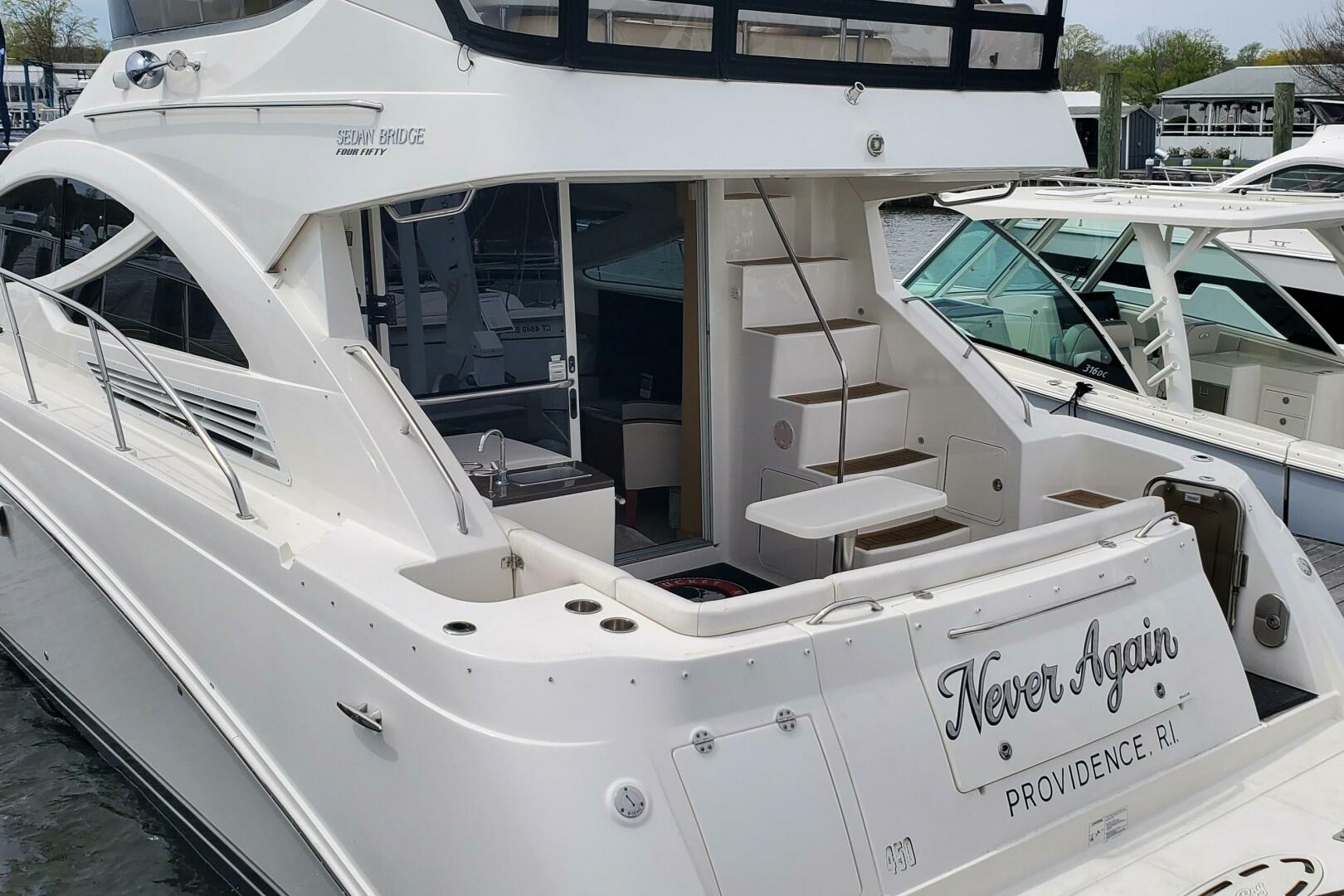 2012 Sea Ray 450 Sedan Bridge - Image 4